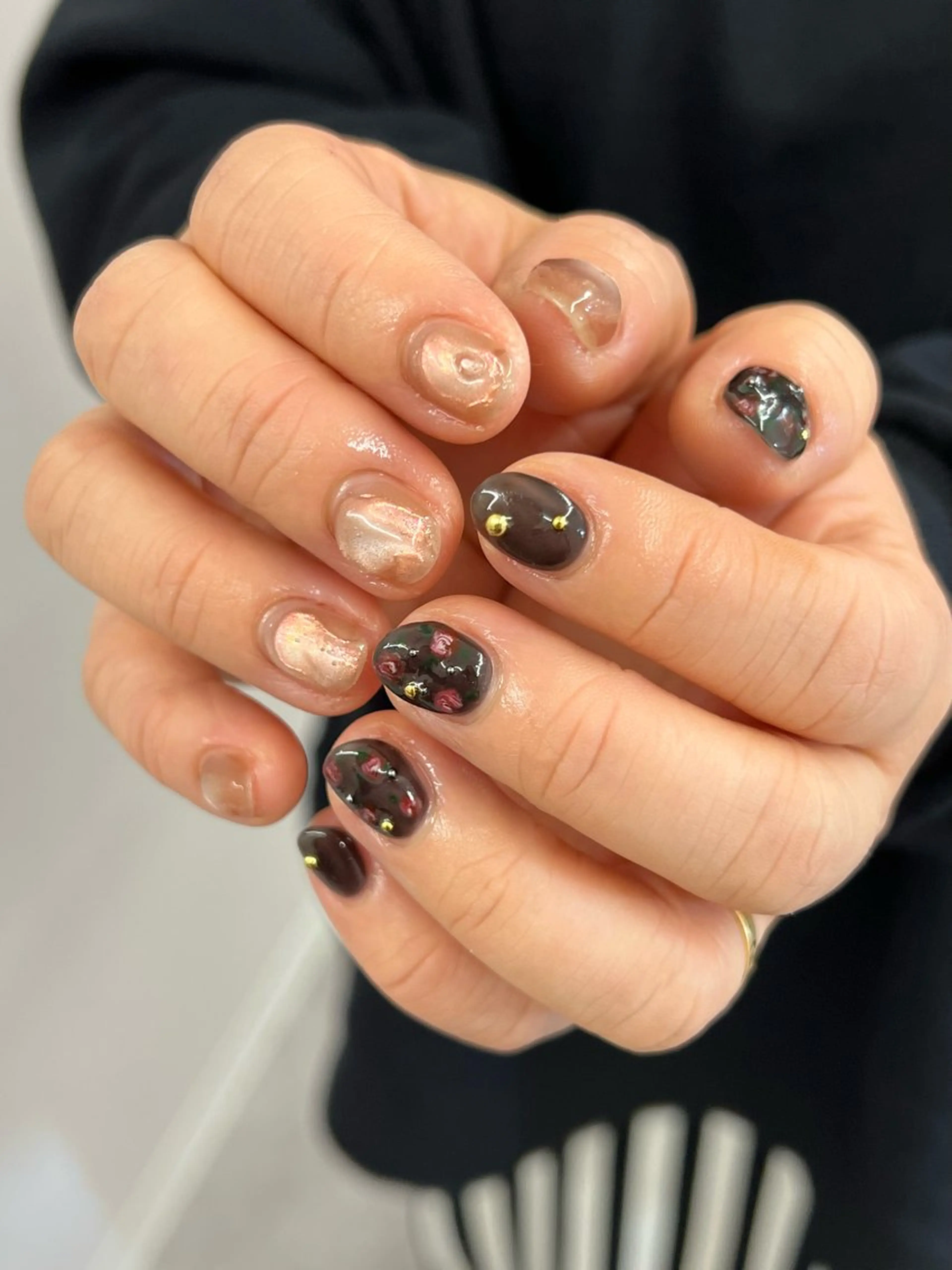 ネイル ジェルネイル マグネットネイル ニュアンスネイル パラジェル シンプルネイル ハンドネイル ハンドケア Bana_ Nailのネイルデザイン