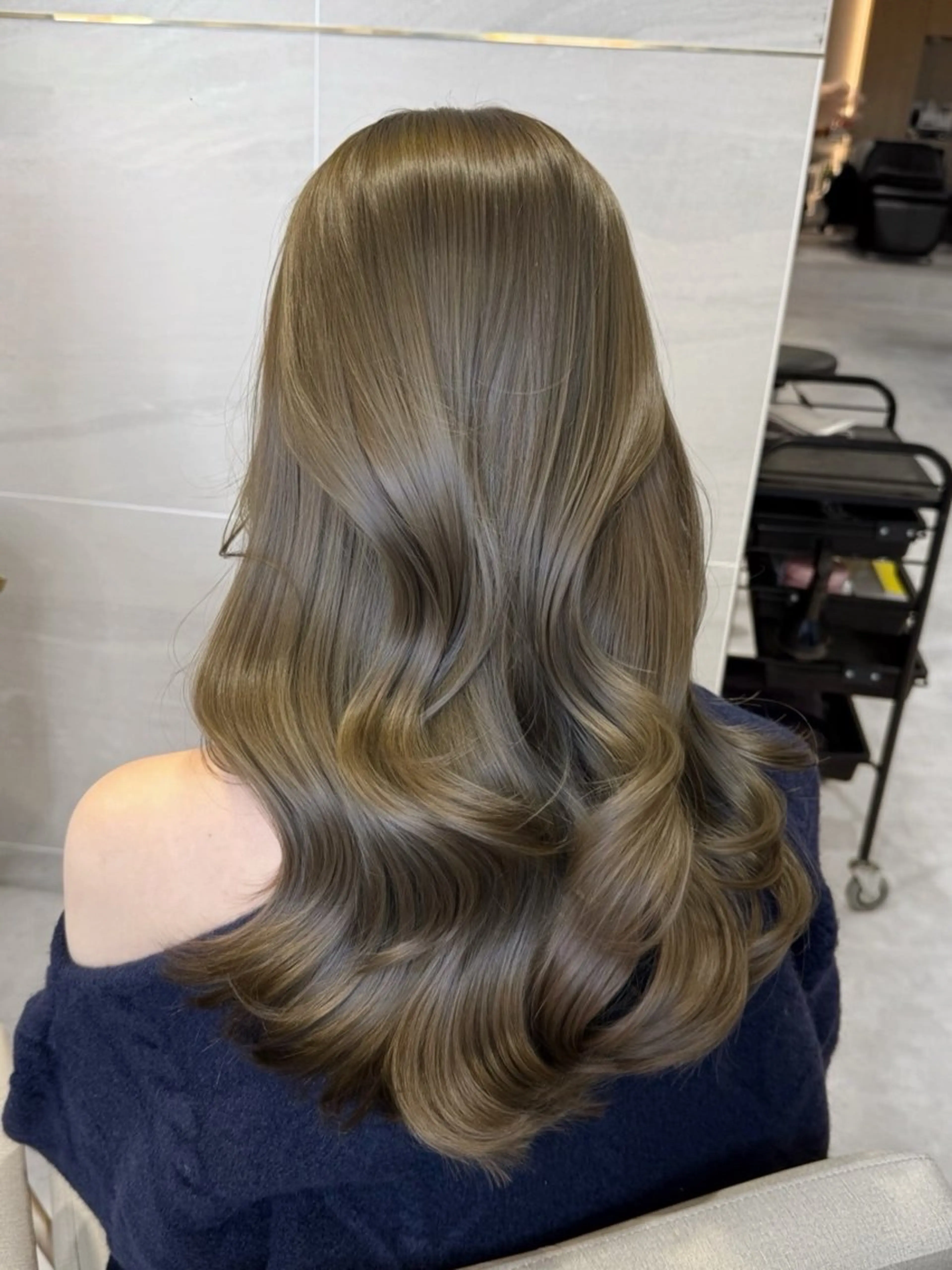 ロング カラー ベージュカラー ブリーチ ダブルカラー ブリーチなしカラー カット ヘアカラー 透明感カラー🌿 グレージュ🐺陽介のヘアスタイル