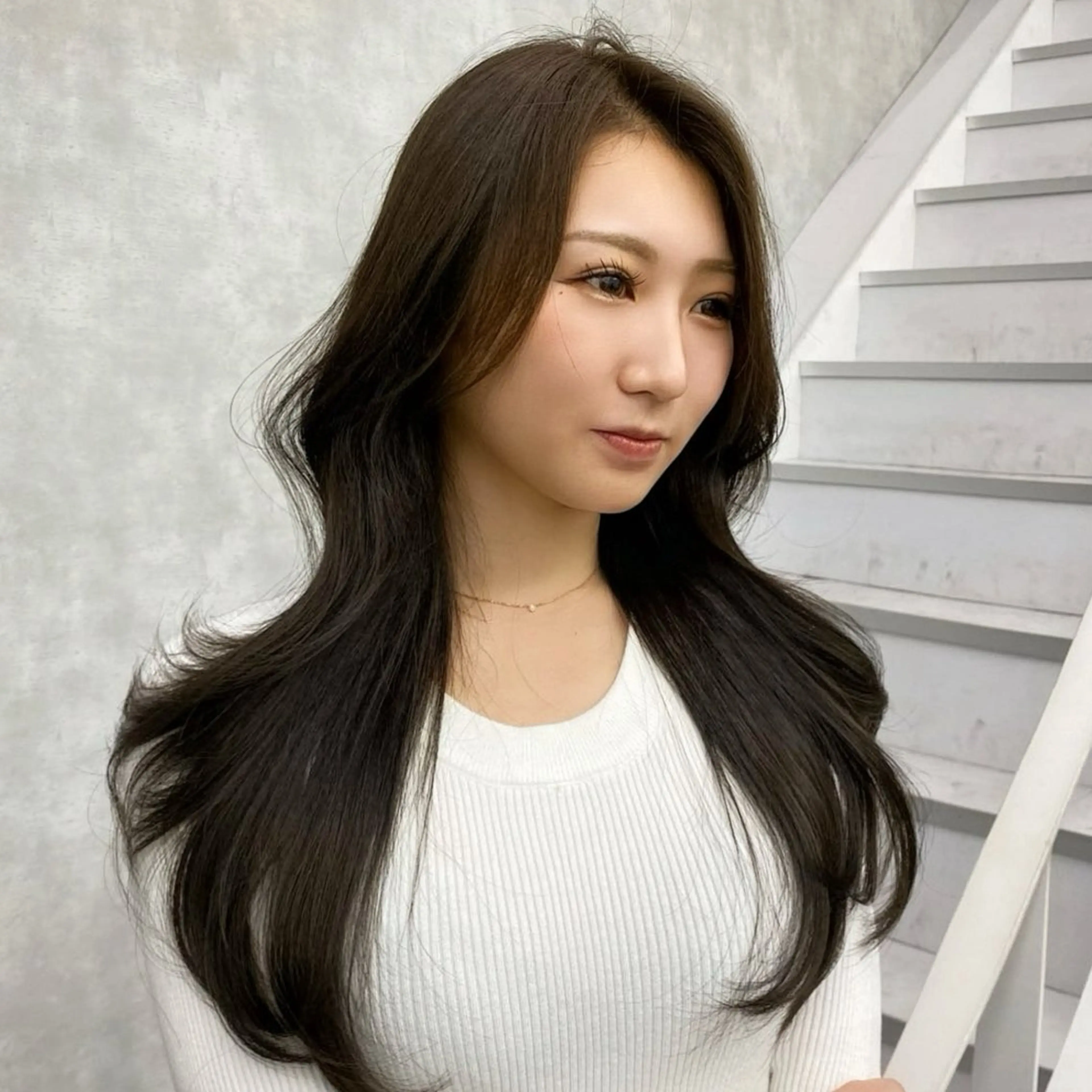 セミロング カラー くびれヘア 韓国風ヘア レイヤーカット レイヤー/艶カラー /韓国ヘア/高松のヘアスタイル