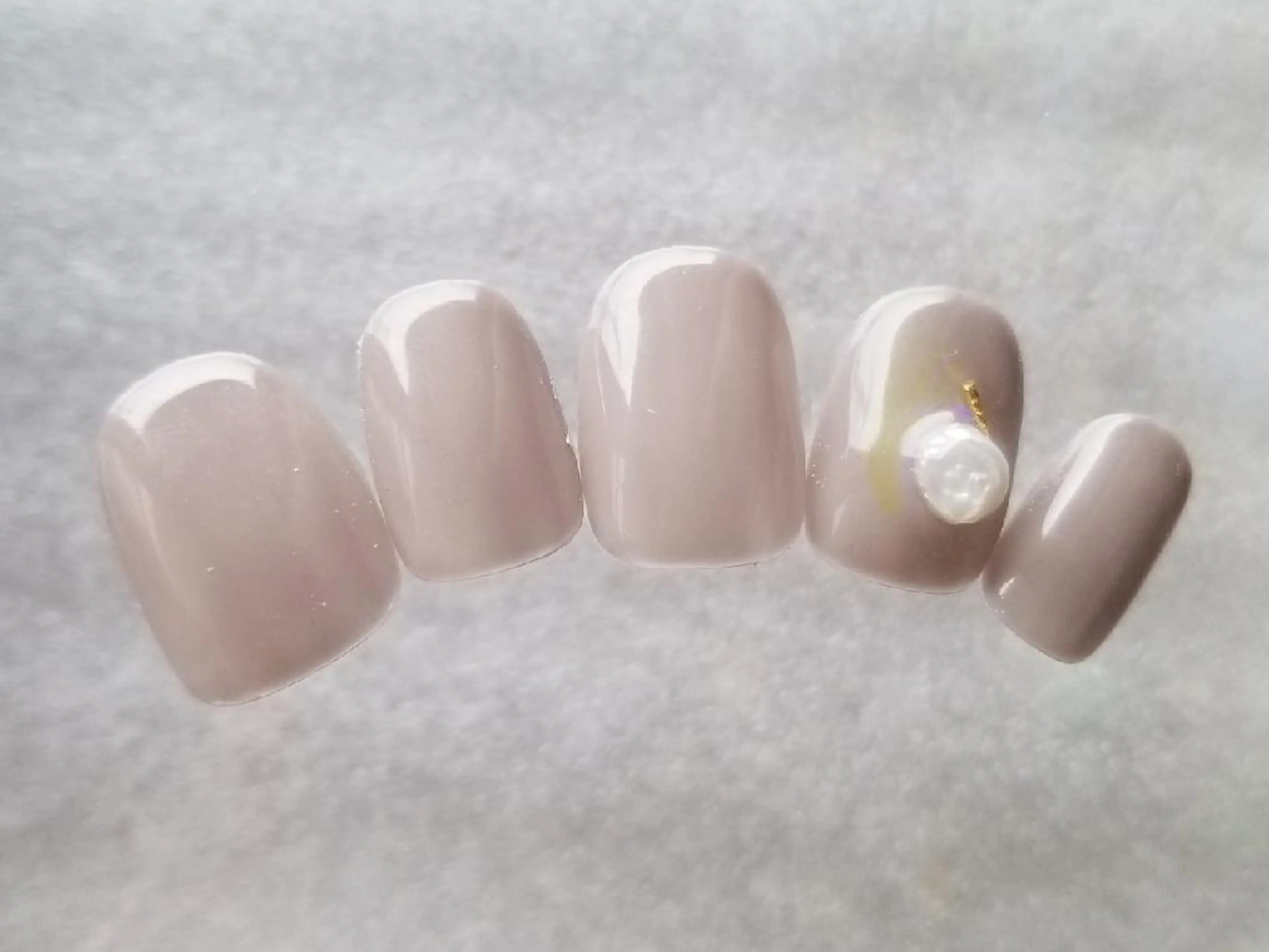 ショート ネイル ニュアンスネイル ワンカラーネイル 吉祥寺🌟 ネイルフロンティアのネイルデザイン