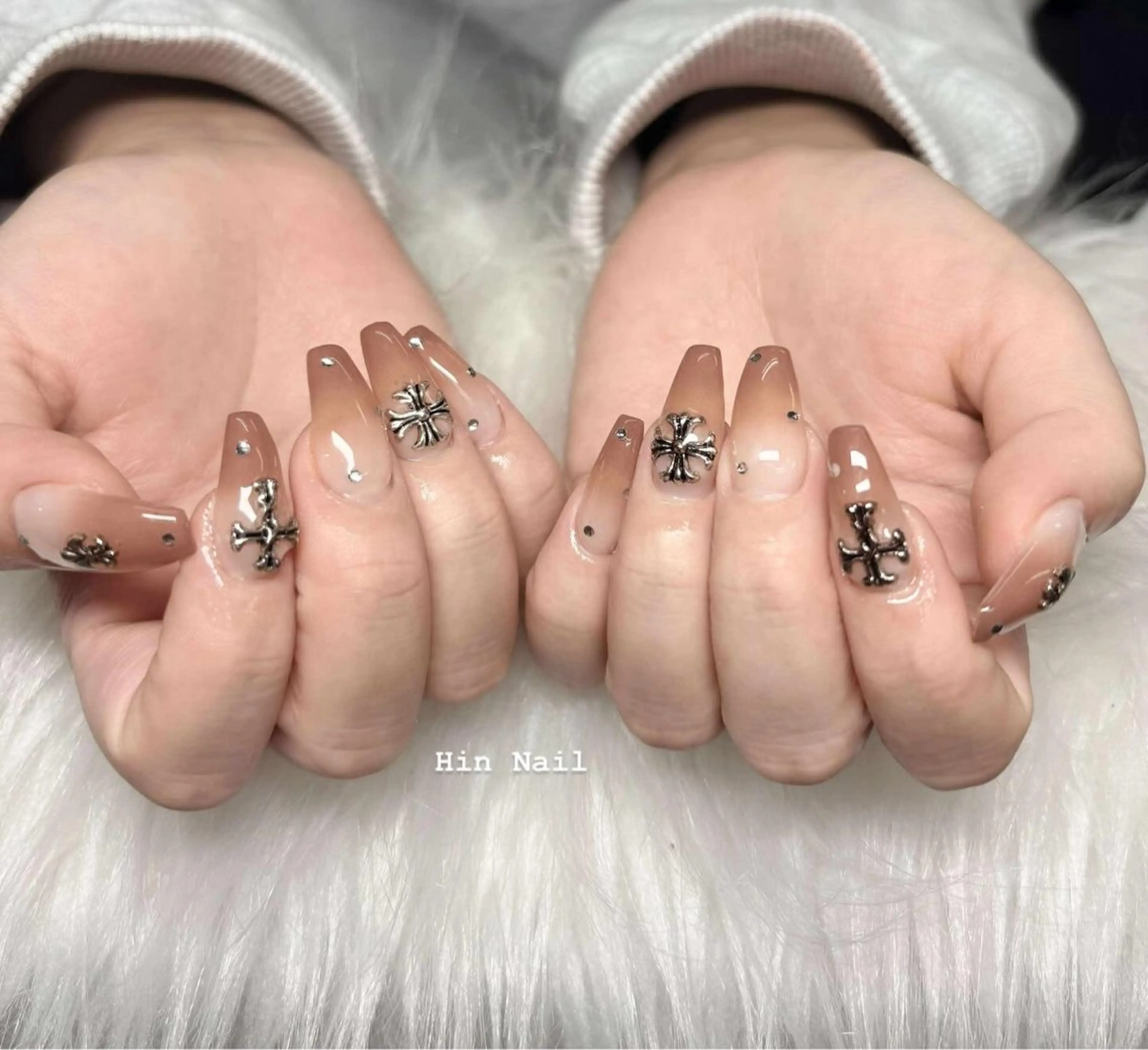 ネイル ハンドネイル HIN NAILのネイルデザイン