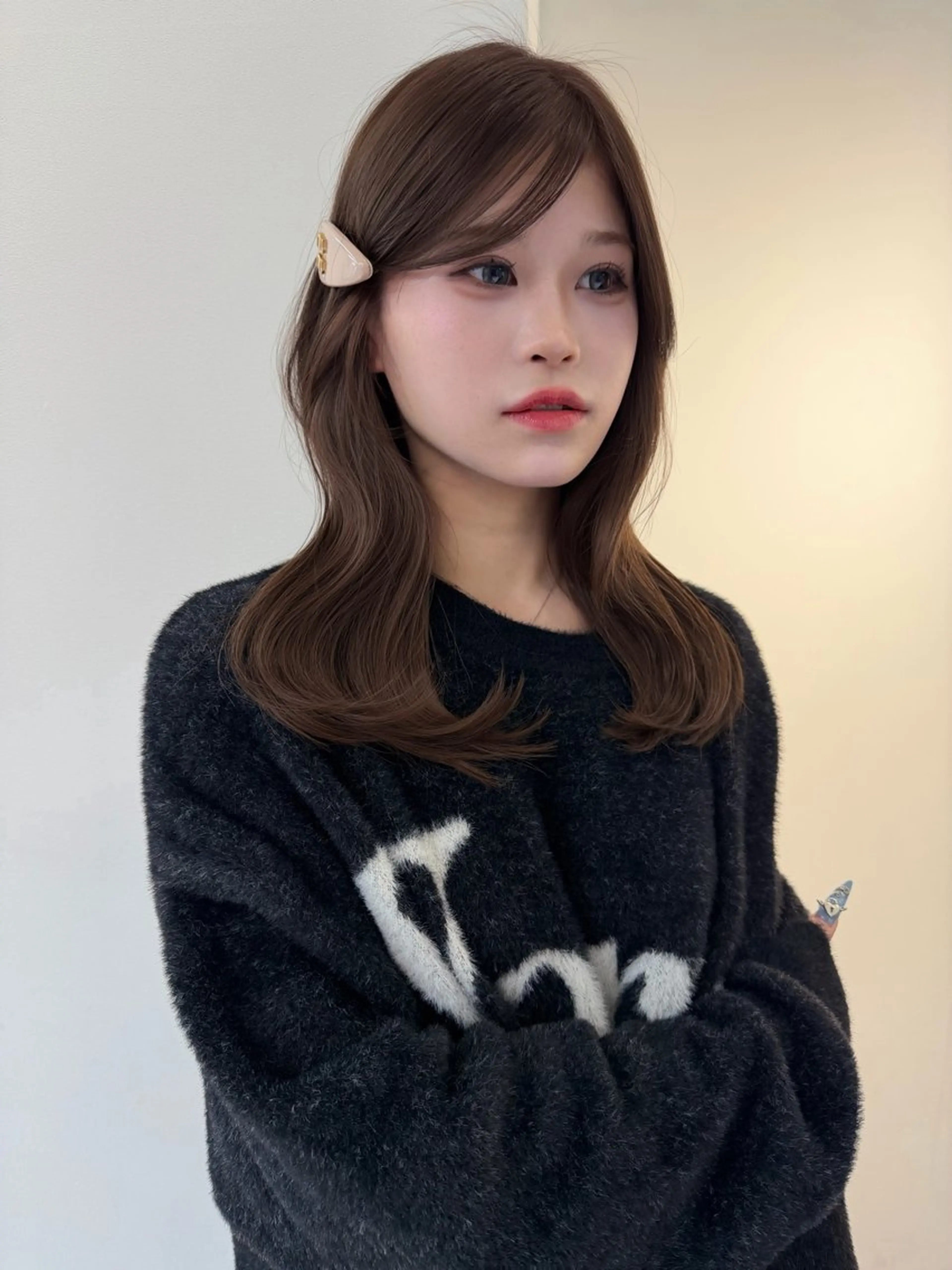 セミロング カラー ベージュカラー ブリーチ ケアブリーチ デザインカラー ダブルカラー カット ヘアカラー TATSUブリーチ/ ミルクティーベージュのヘアスタイル