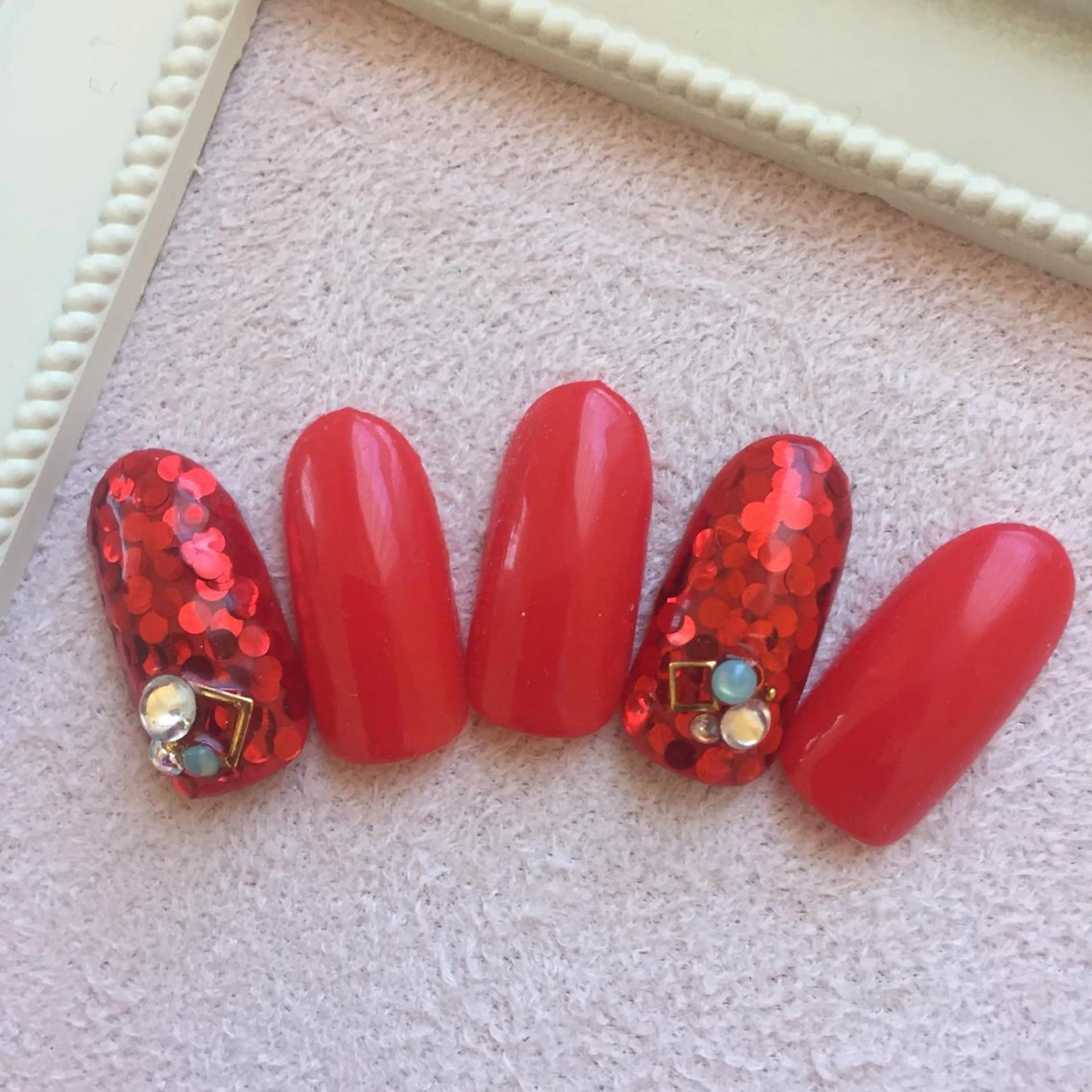 💎ジェルネイル💅 オフなしA:ワンカラー&アート数本の写真