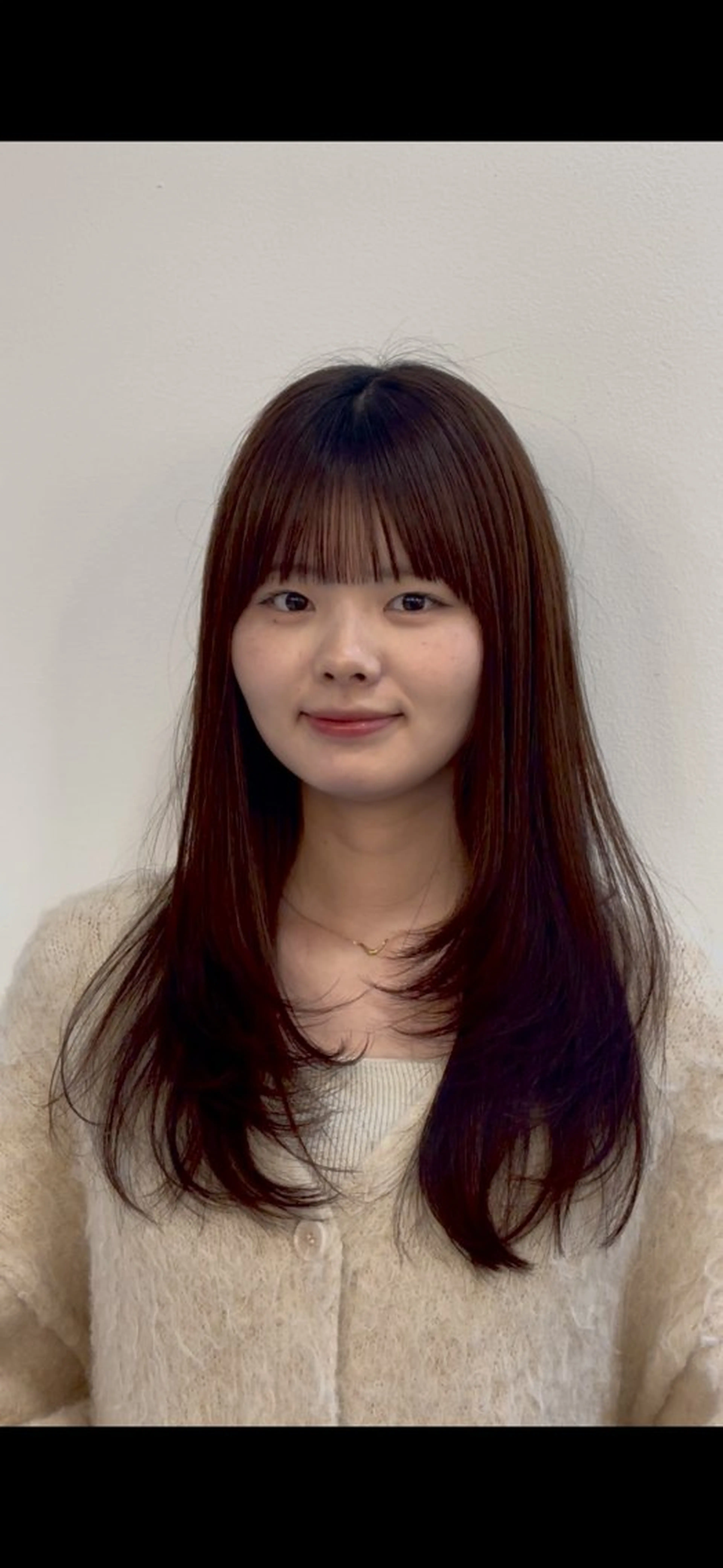 ロング 津上 恵美のヘアスタイル