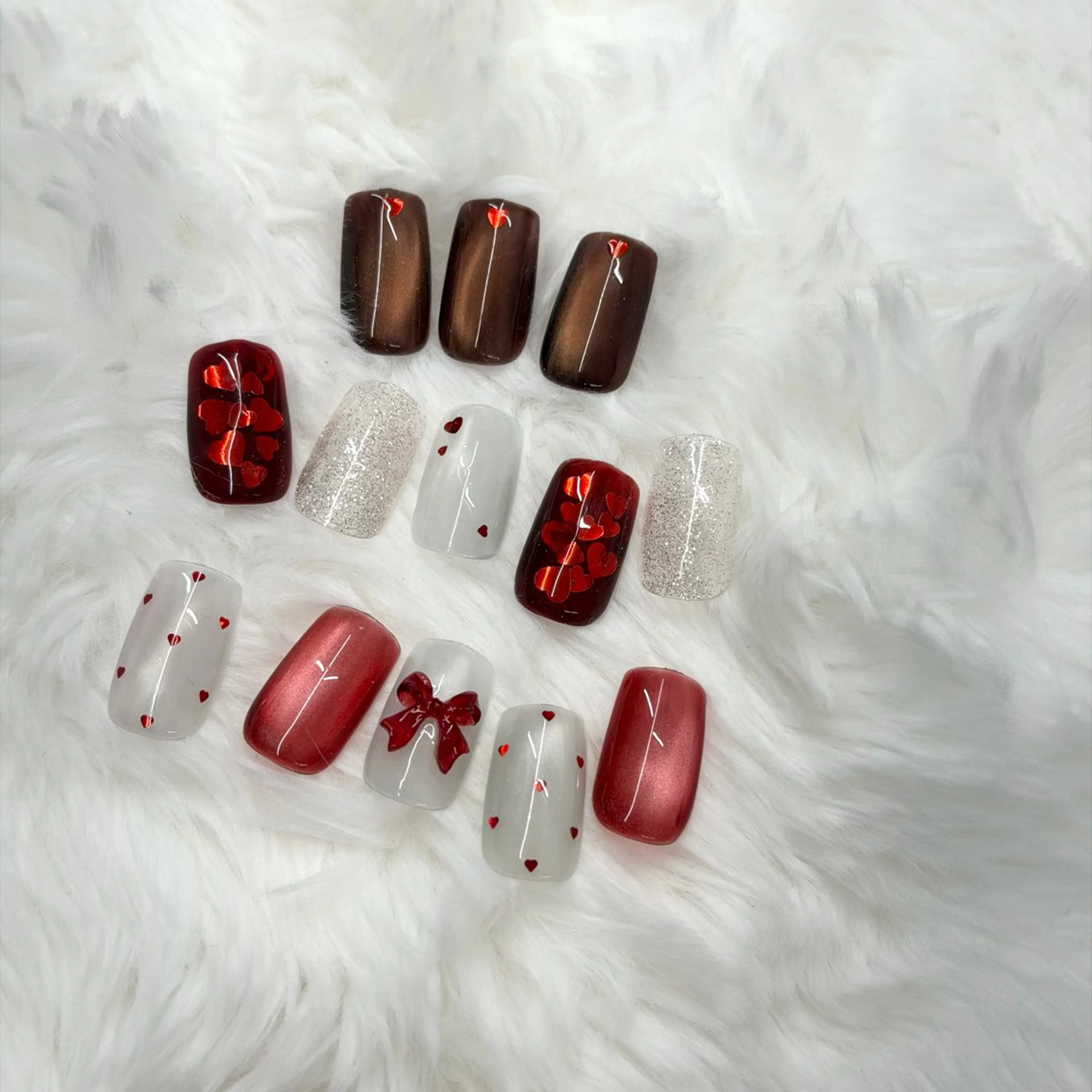 ネイル ブラウン ジェルネイル ハート マグネットネイル ニュアンスネイル Bana_ Nailのネイルデザイン