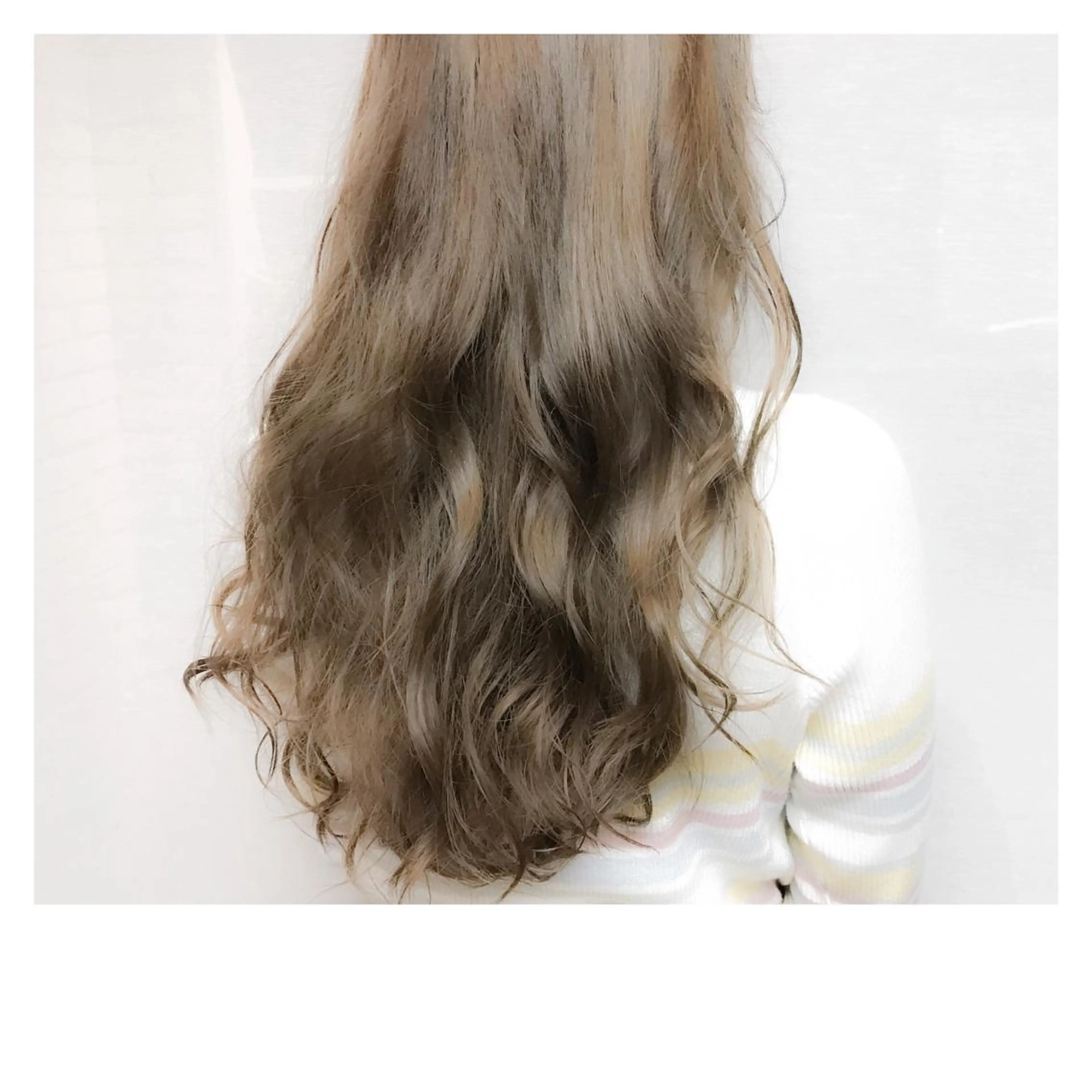 ロング カラー ベージュカラー clan五反田所属・髪質改善、縮毛矯正 店長浅野太郎のヘアスタイル