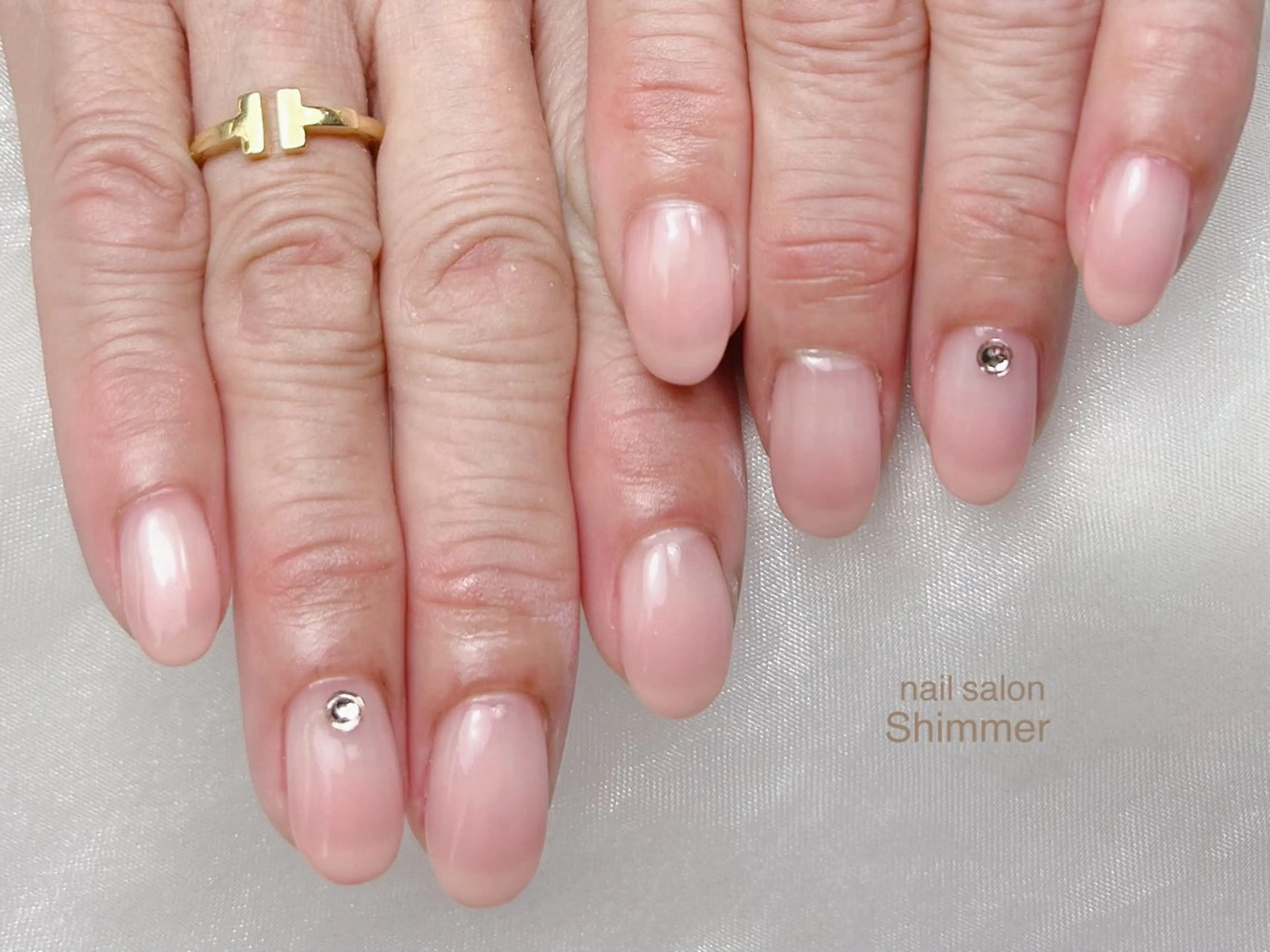 ネイル Shimmer Risaのネイルデザイン