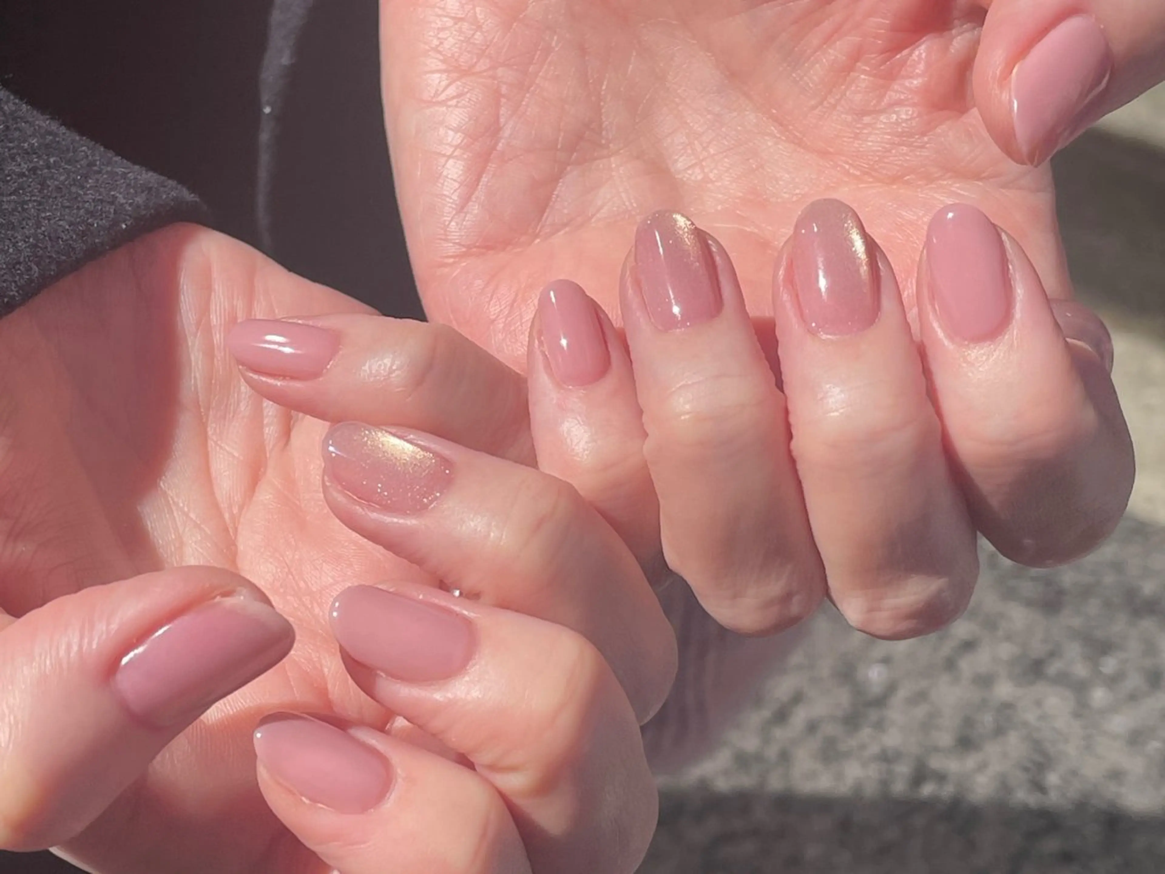 ネイル ハンドネイル Nailsalon Repos.所属・Rika🌼 シンプル•マグネットのネイルデザイン