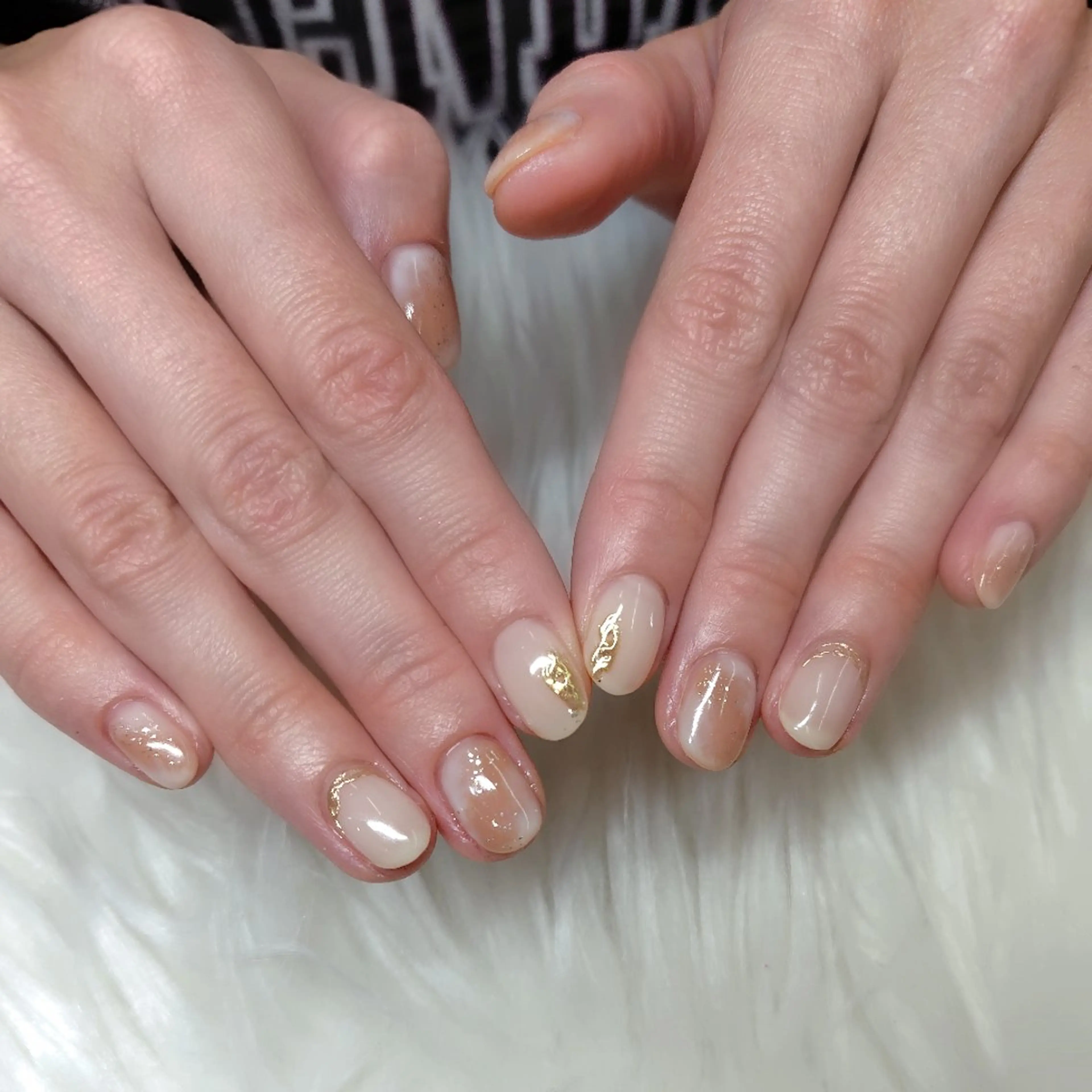 ネイル ニュアンスネイル ハンドネイル Bianca浦和西口 ⭐mitoのネイルデザイン