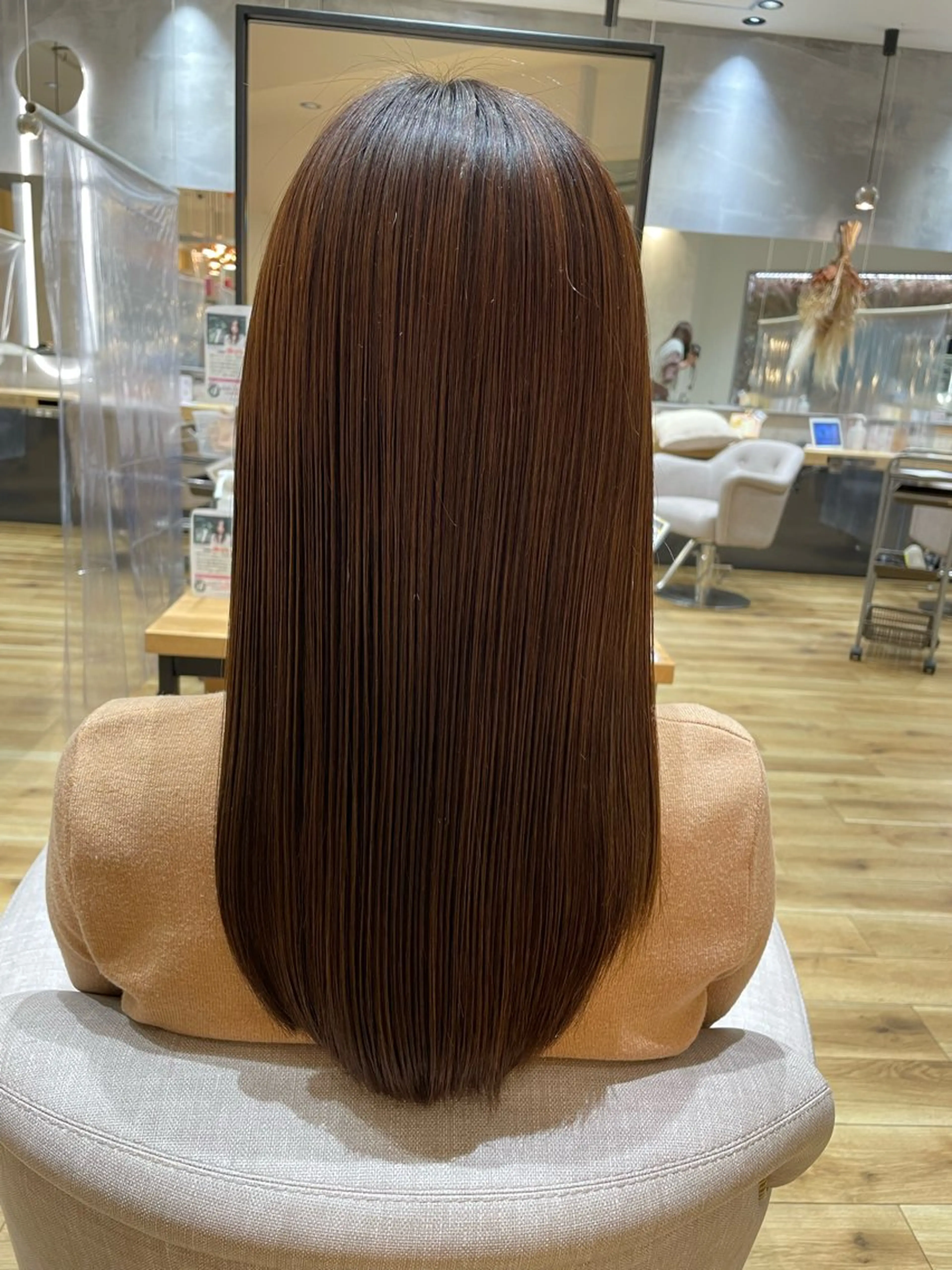 セミロング 縮毛矯正 トリートメント 酸性ストレート 髪質改善ストレート オルメントのヘアスタイル