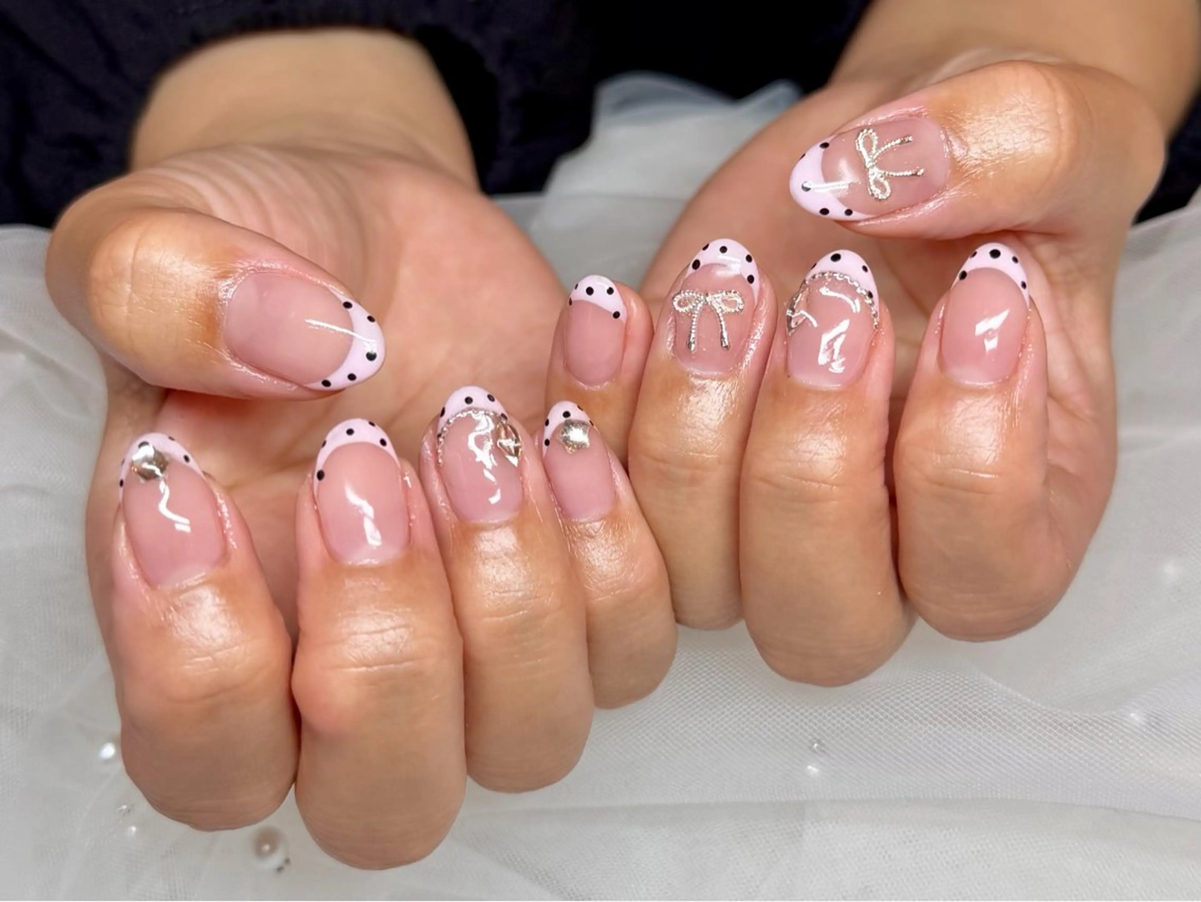 ネイル ドット フレンチネイル ハンドネイル HazeGrass NAILのネイルデザイン