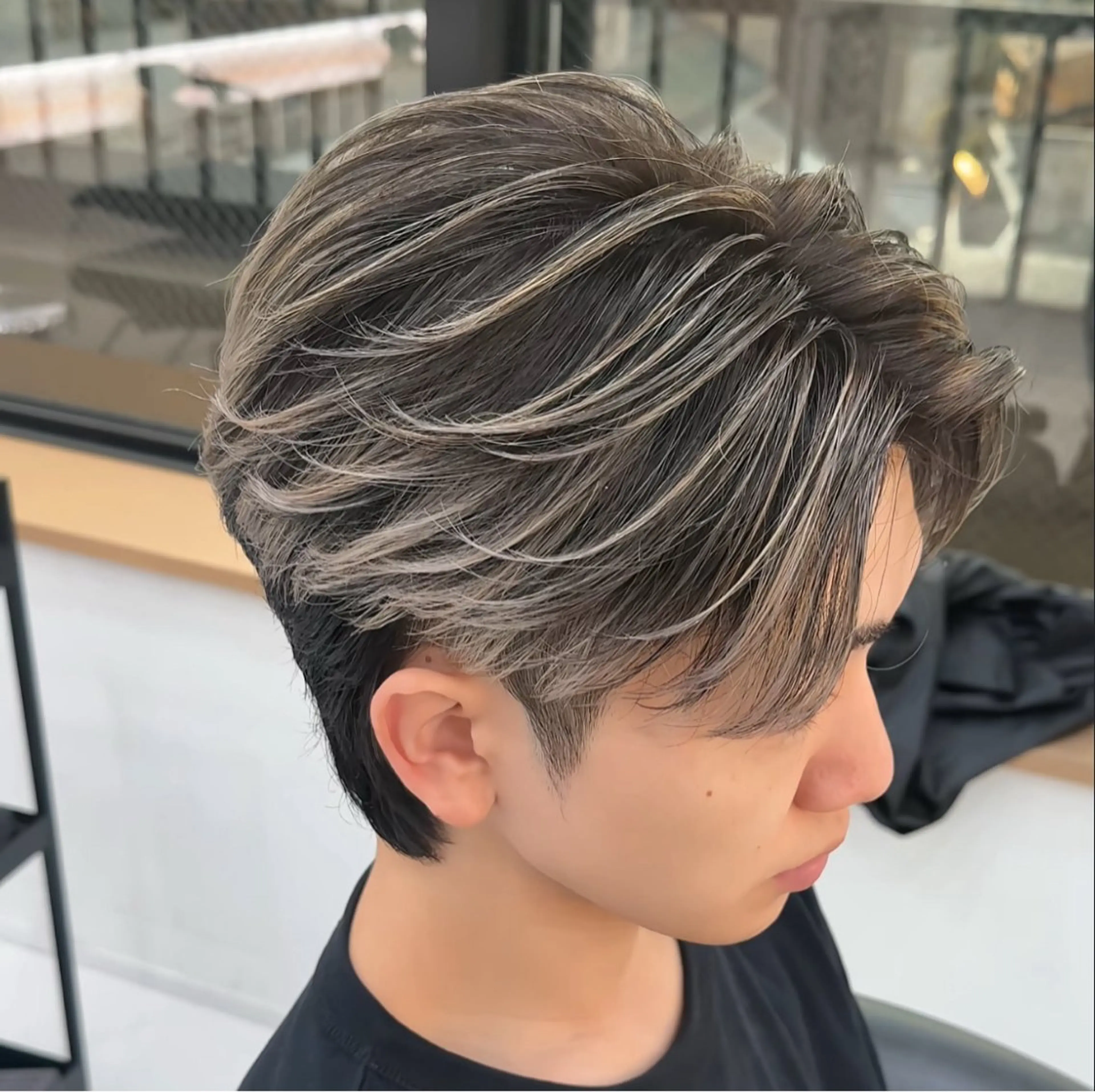 メンズ メンズハイライト メンズメッシュ 白髪ぼかし/メッシュ ハイライト/ゆうとのヘアスタイル