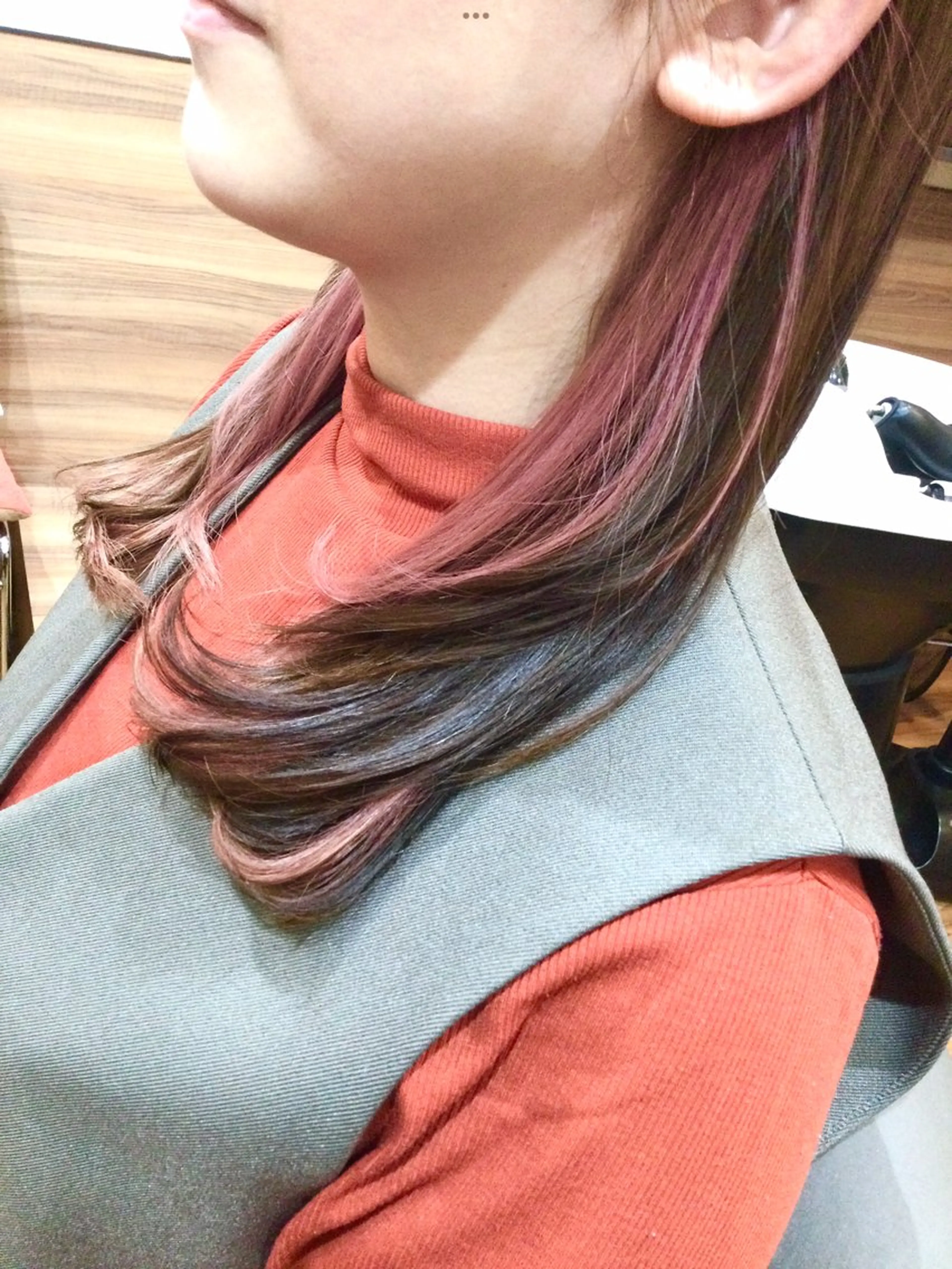 ロング カラー デザインカラー イヤリングカラー カット ヘアカラー トリートメント Annon プライベートサロンのヘアスタイル