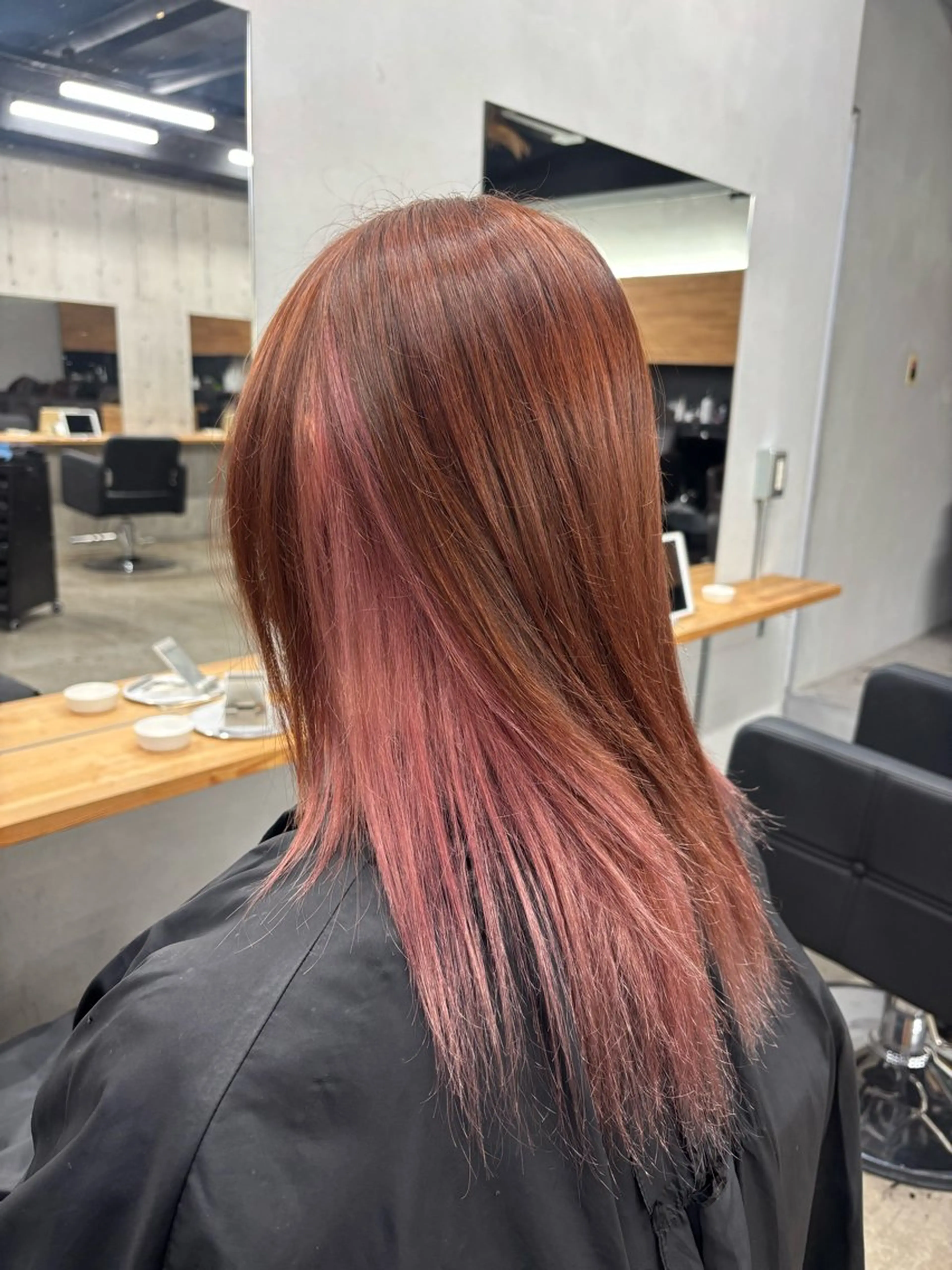 セミロング ゆりか /透明感カラーのヘアスタイル