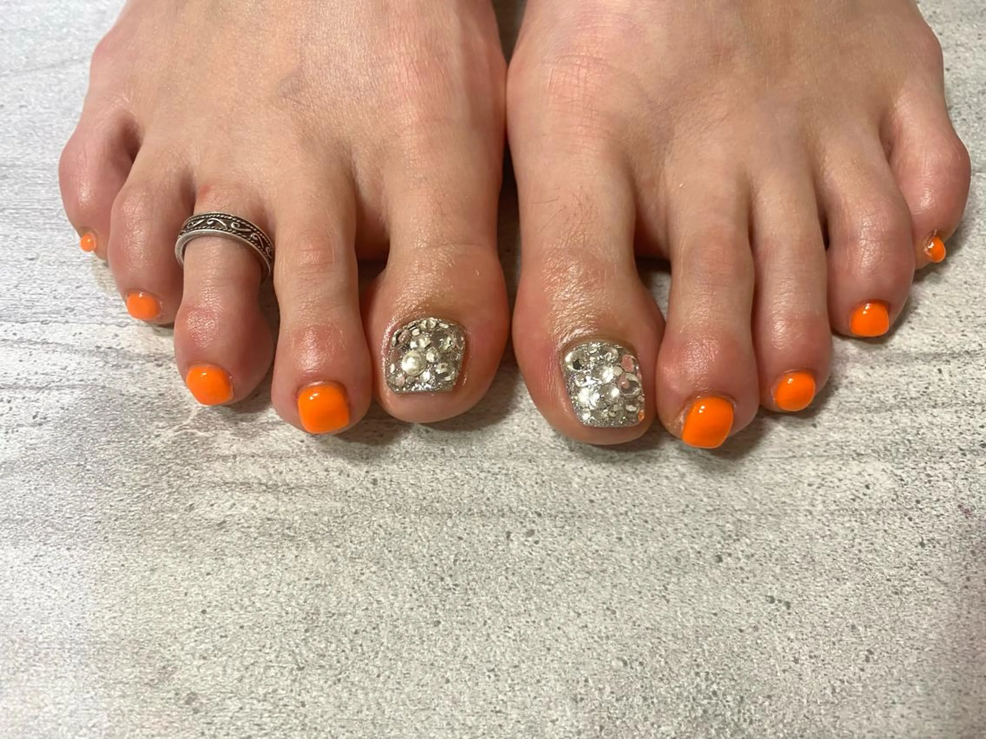 ショート カラー パーマ ヘアアレンジ メンズ キッズ ネイル マツエク・マツパ アイブロウ ストーンネイル フットネイル 今福鶴見ネイル 8(ｴｲﾄ)のネイルデザイン