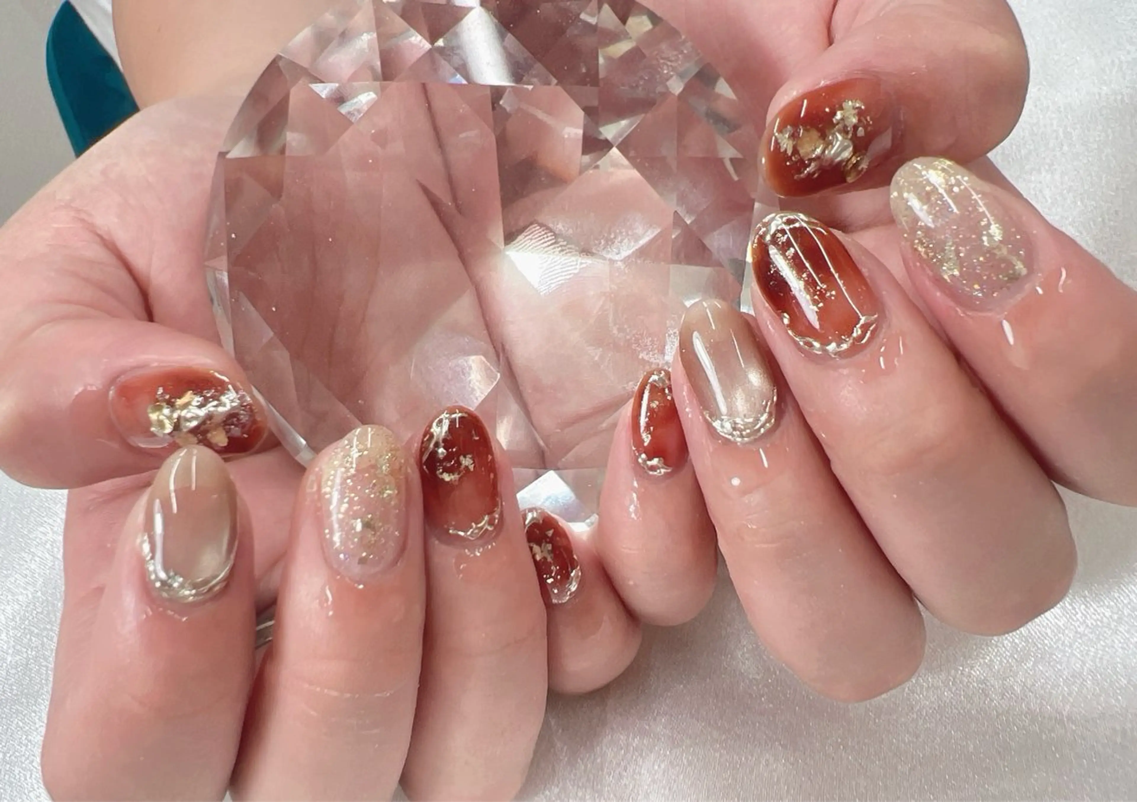 ネイル ミラーネイル ハンドネイル bijou nails所属・bijou nails　蓮のネイルデザイン