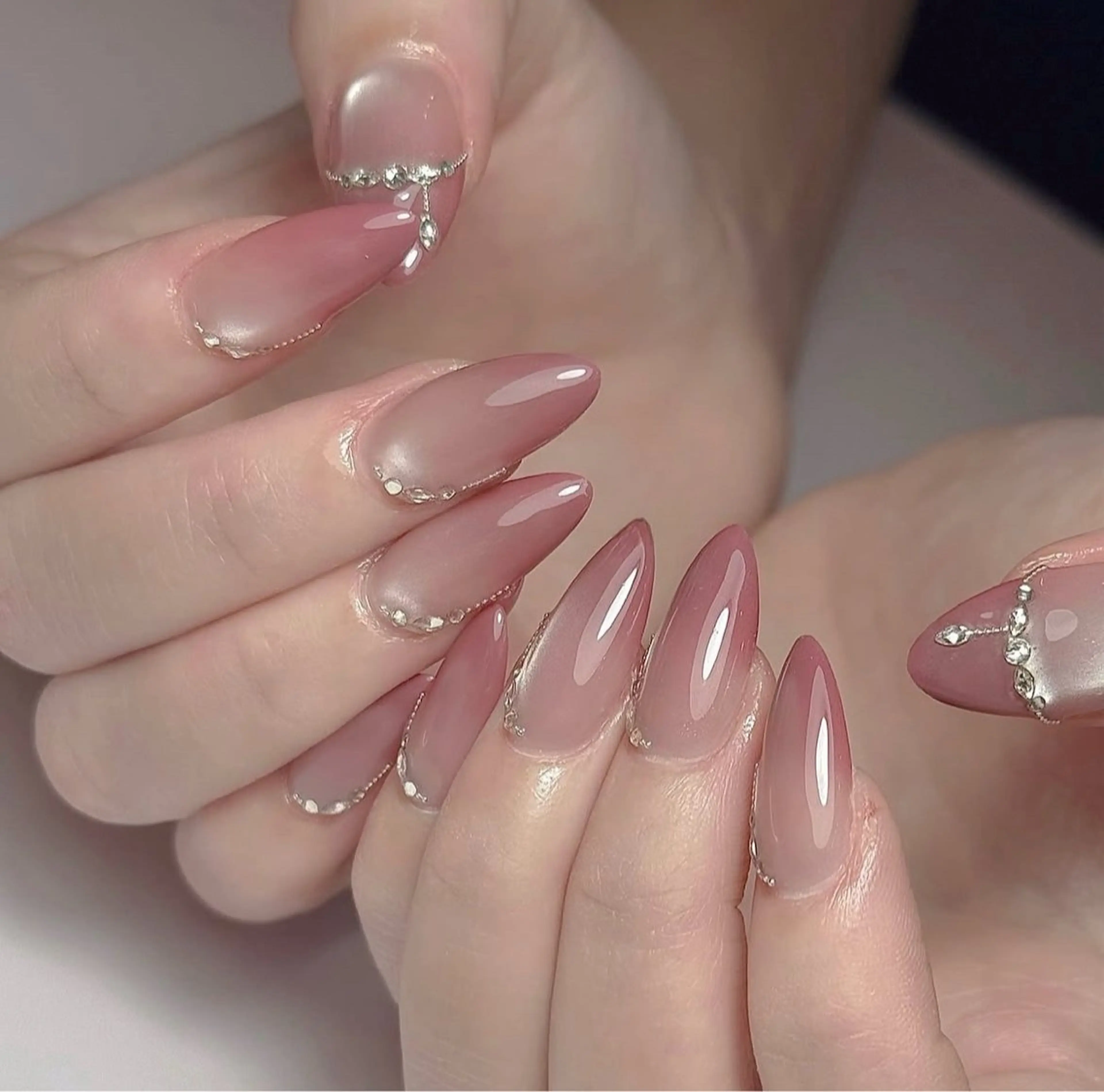 ネイル オーロラネイル チークネイル フットネイル フレンチネイル ジェルネイル ハンドネイル ハンドケア NEW NAIL💞 yukiのネイルデザイン