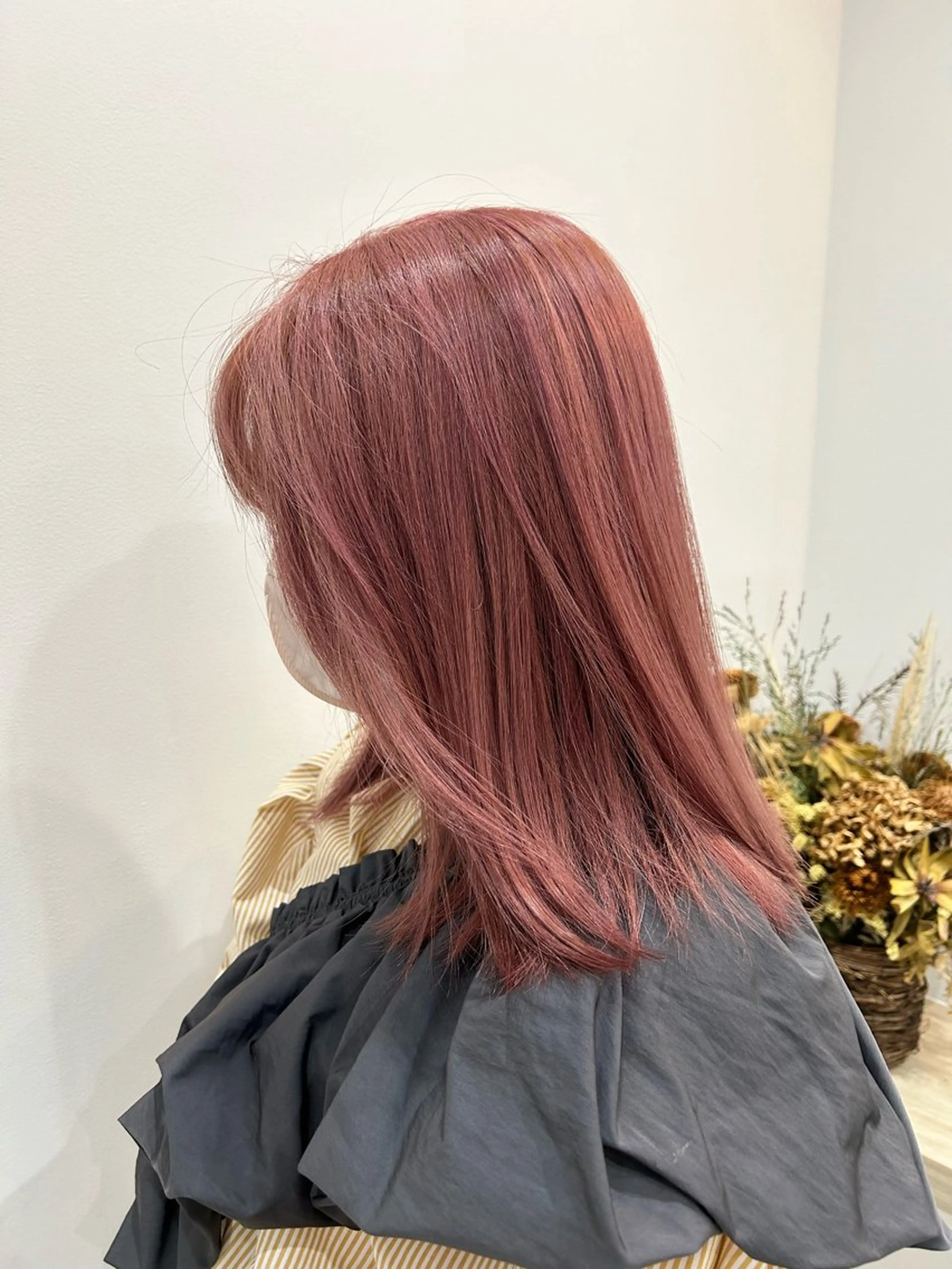ミディアム 相川 玲央奈のヘアスタイル