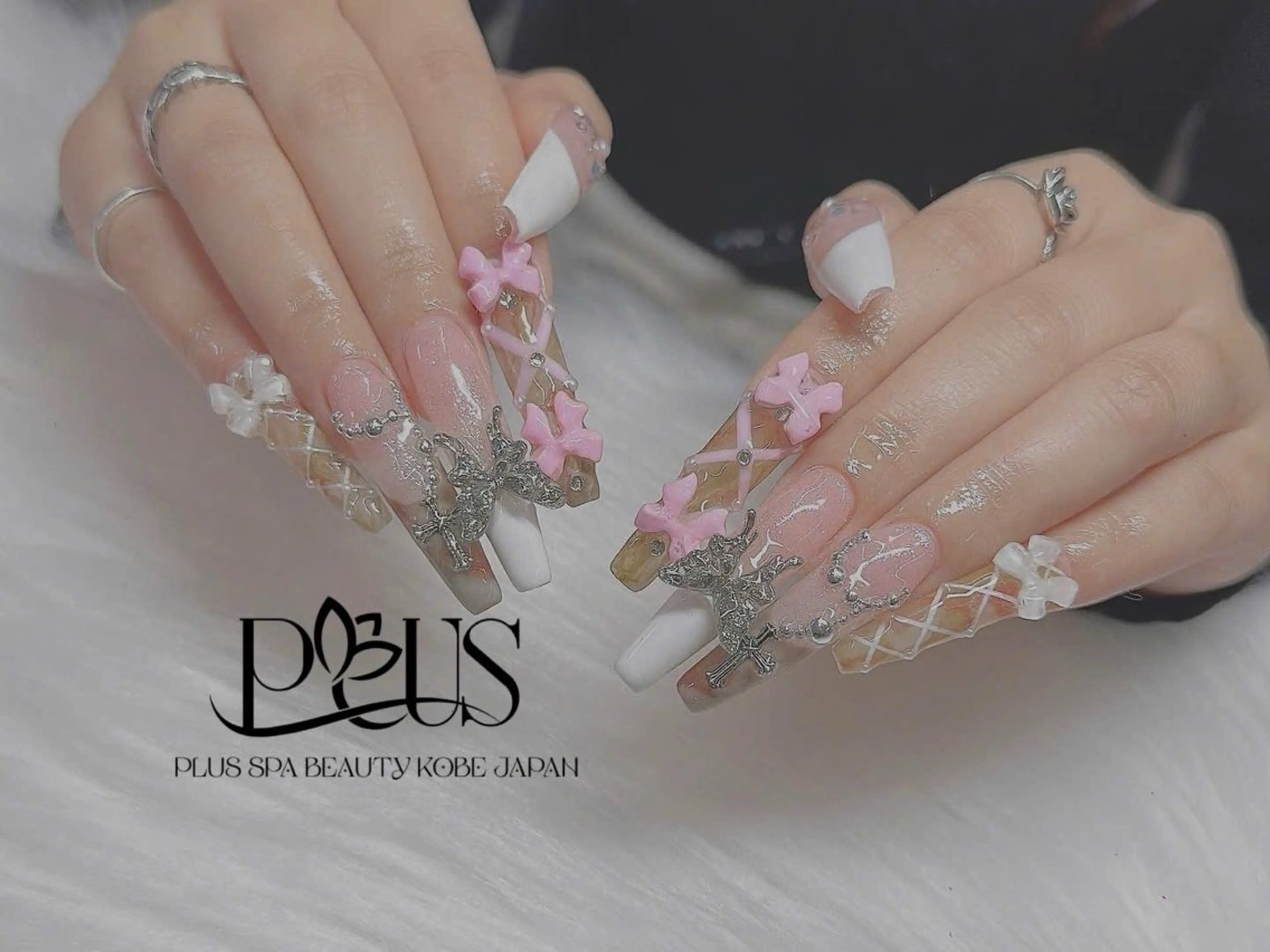 ネイル フレンチネイル 韓国ネイル シンプルネイル ワンホンネイル PLUSSPA HOANGのネイルデザイン