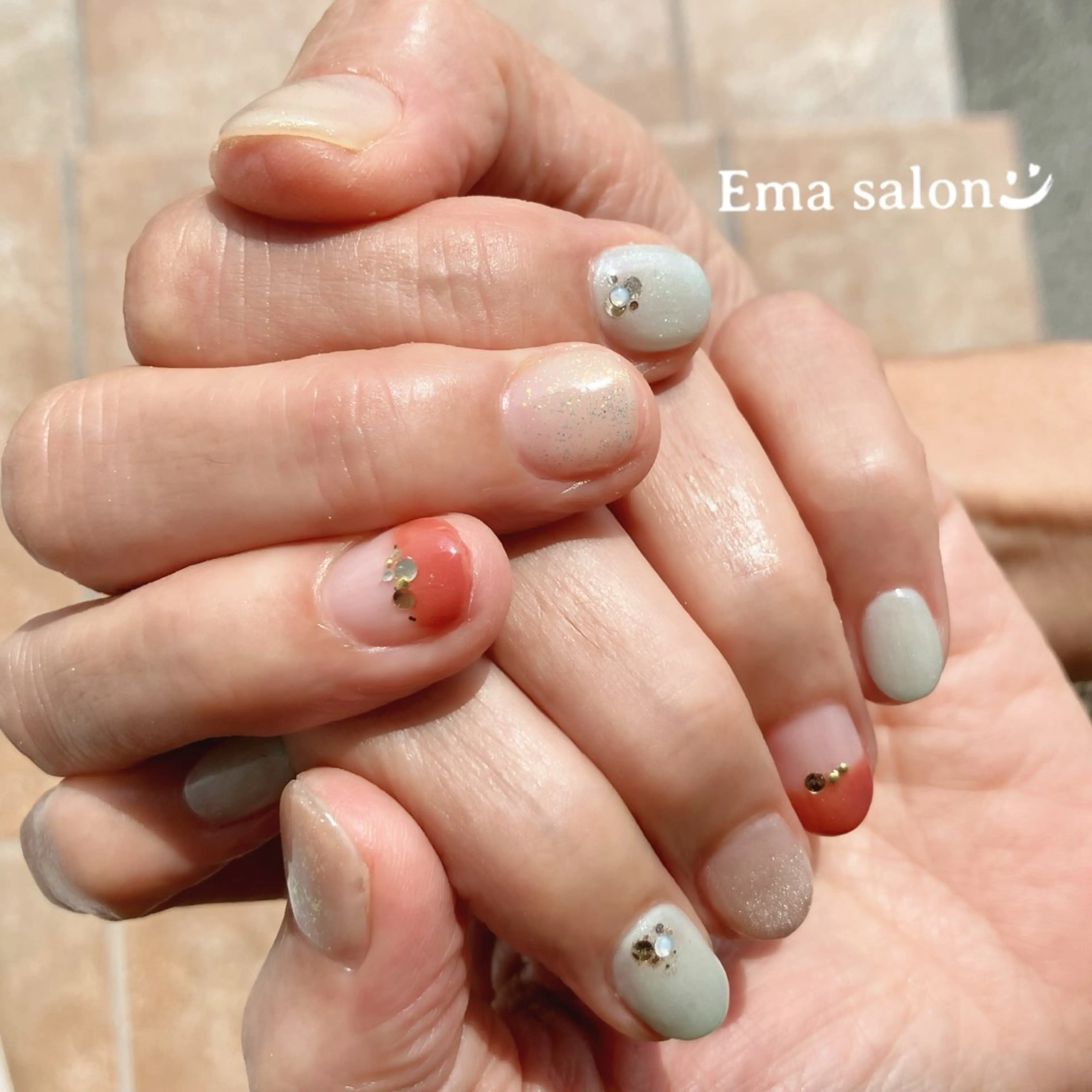 ネイル Ema salon satomiのネイルデザイン