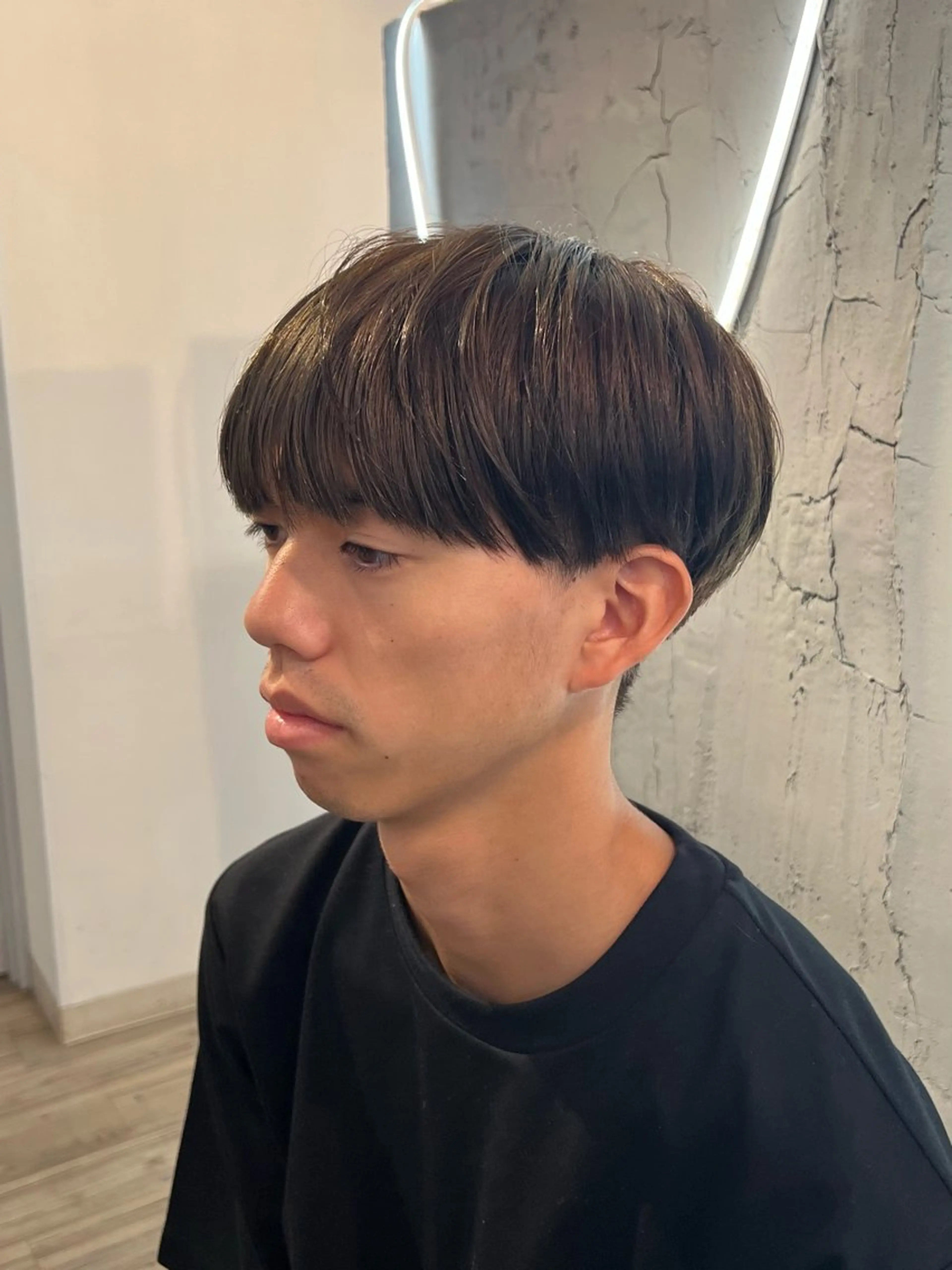 カラー メンズ マッシュ 黒髪 ブラウンカラー ナチュラルブラウン カット ヘアカラー いぐちしょうた🫧 VISAGEbaskのヘアスタイル