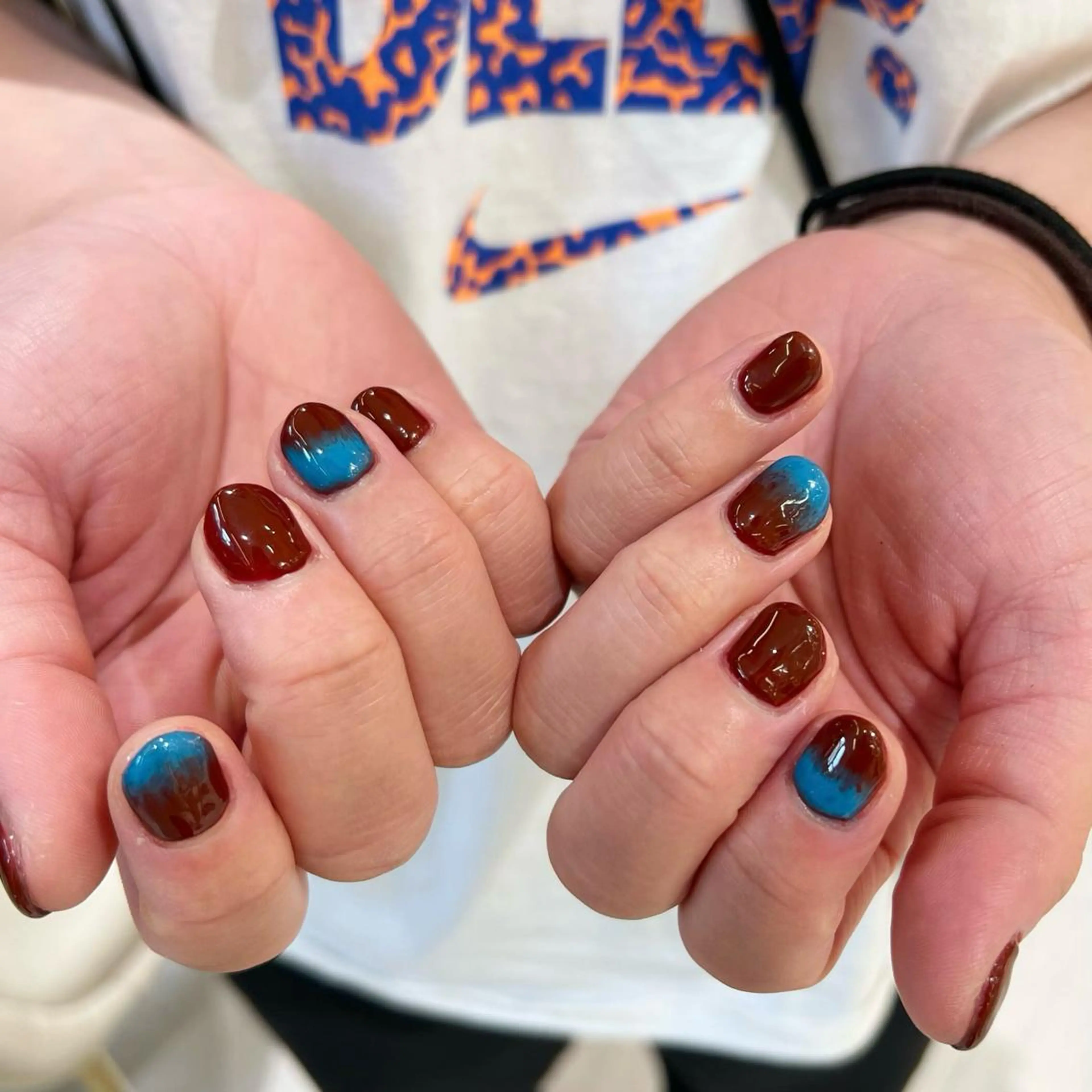 ネイル ワンカラーネイル ハンドネイル レディースパーマ 🧺🪽/SHUNOのヘアスタイル