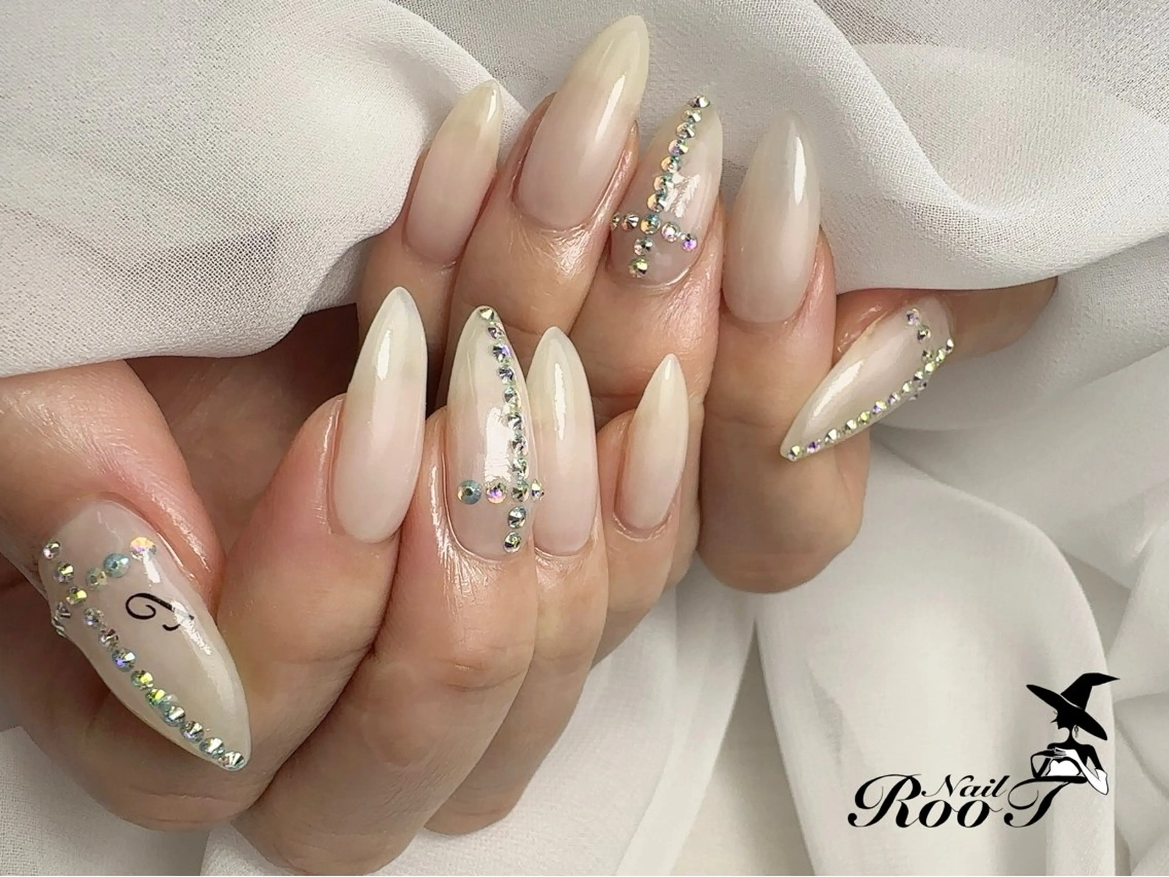 ネイル ハンドネイル RooT Nailのネイルデザイン