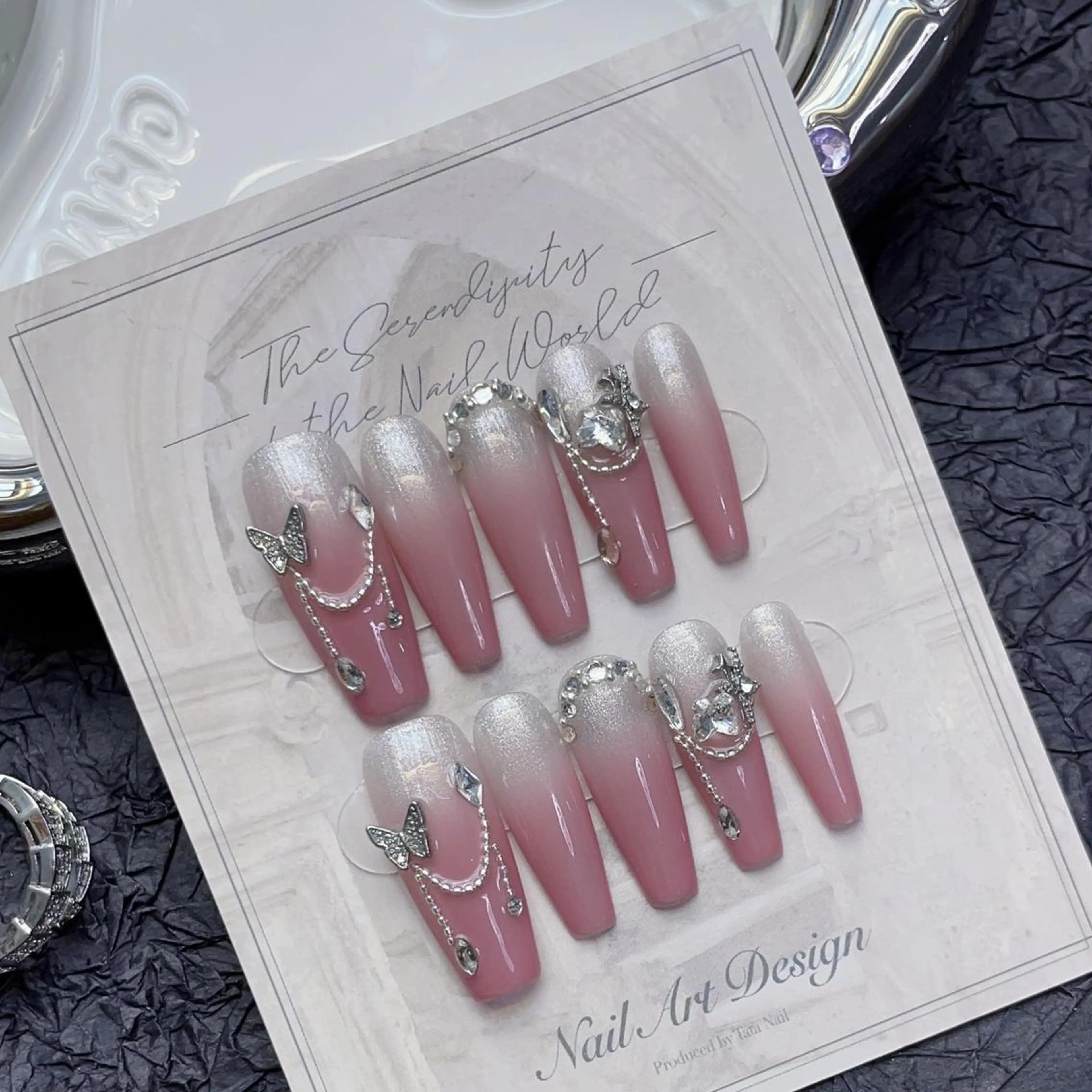 ネイル SALLY 🌙のネイルデザイン