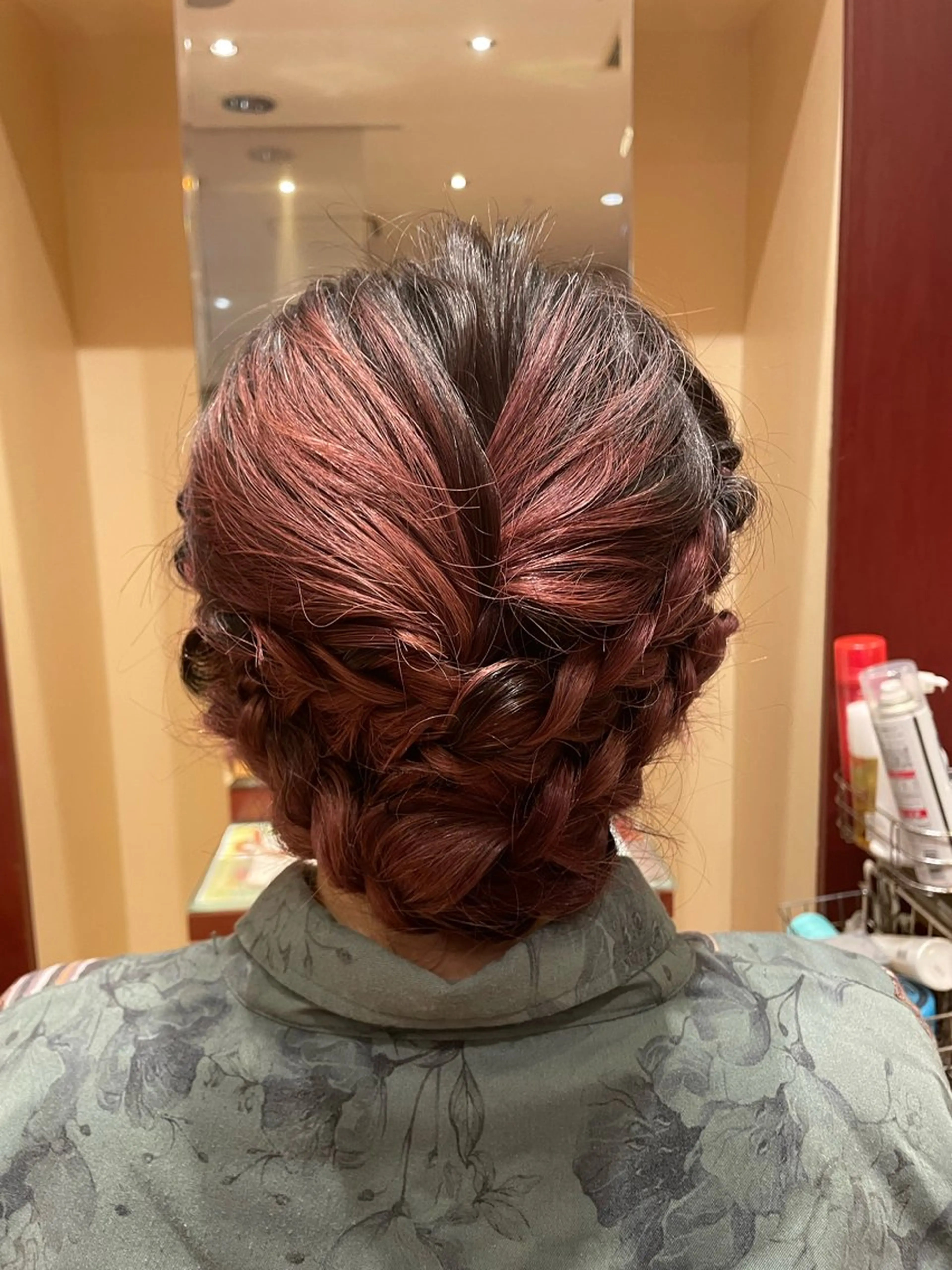 ヘアアレンジ ローシニヨン 西村 なほこのヘアスタイル