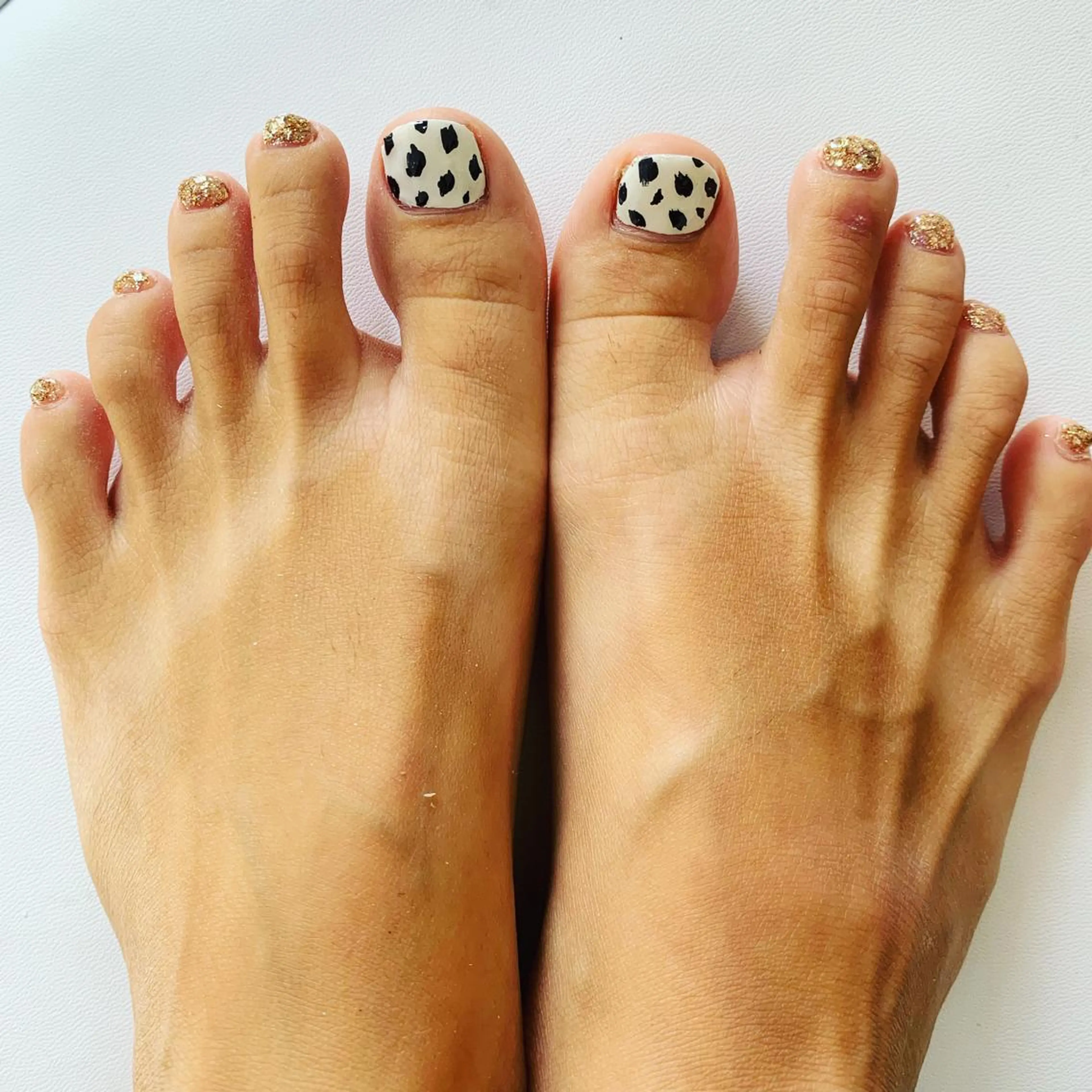 ネイル フットネイル フットネイル 🌙🫧CHARME (RUKA)🦋🫧のネイルデザイン