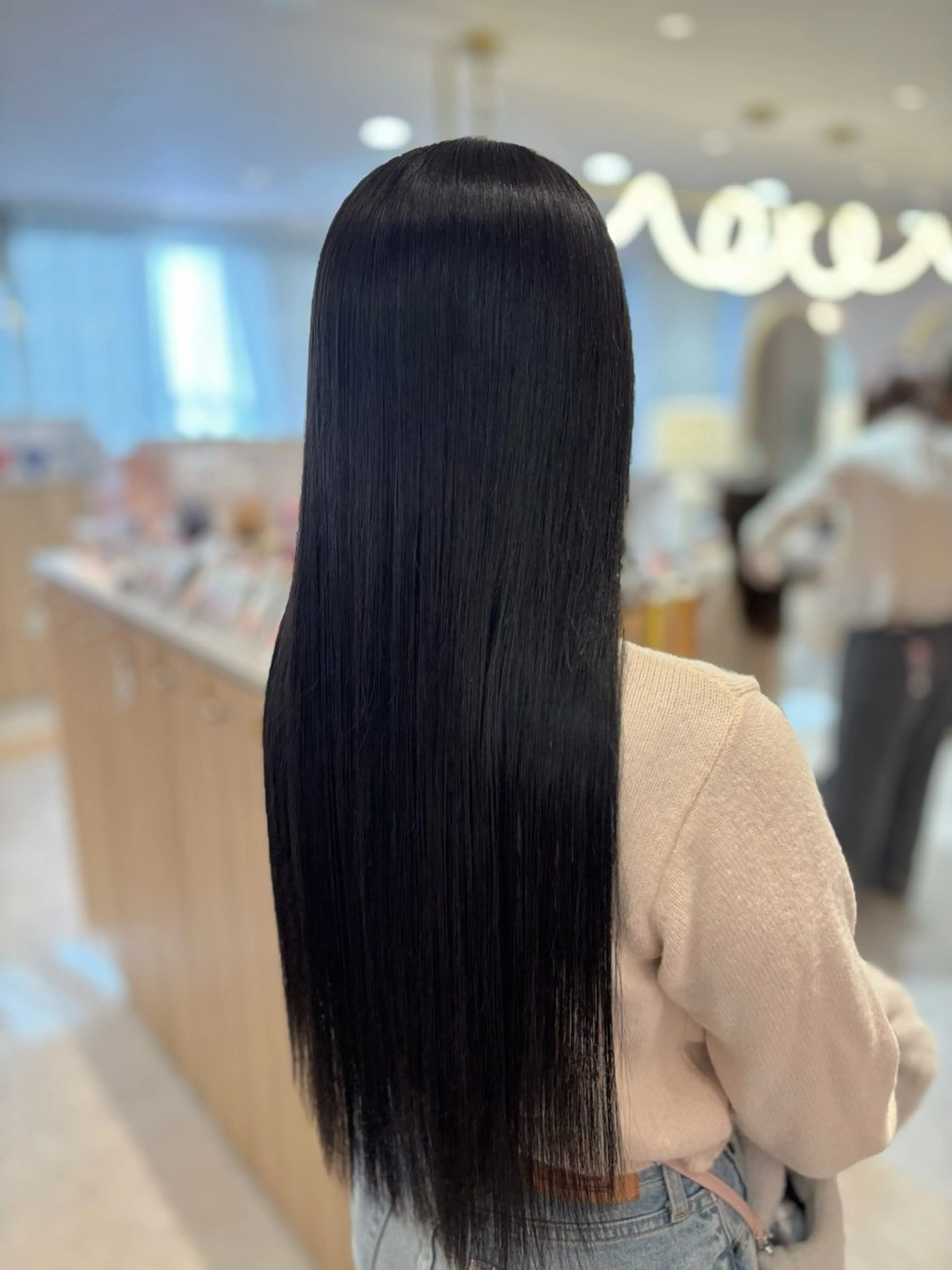 ロング カラー 黒髪 ブルーカラー ブルーブラック ヘアカラー トリートメント merc.谷本 澪のヘアスタイル