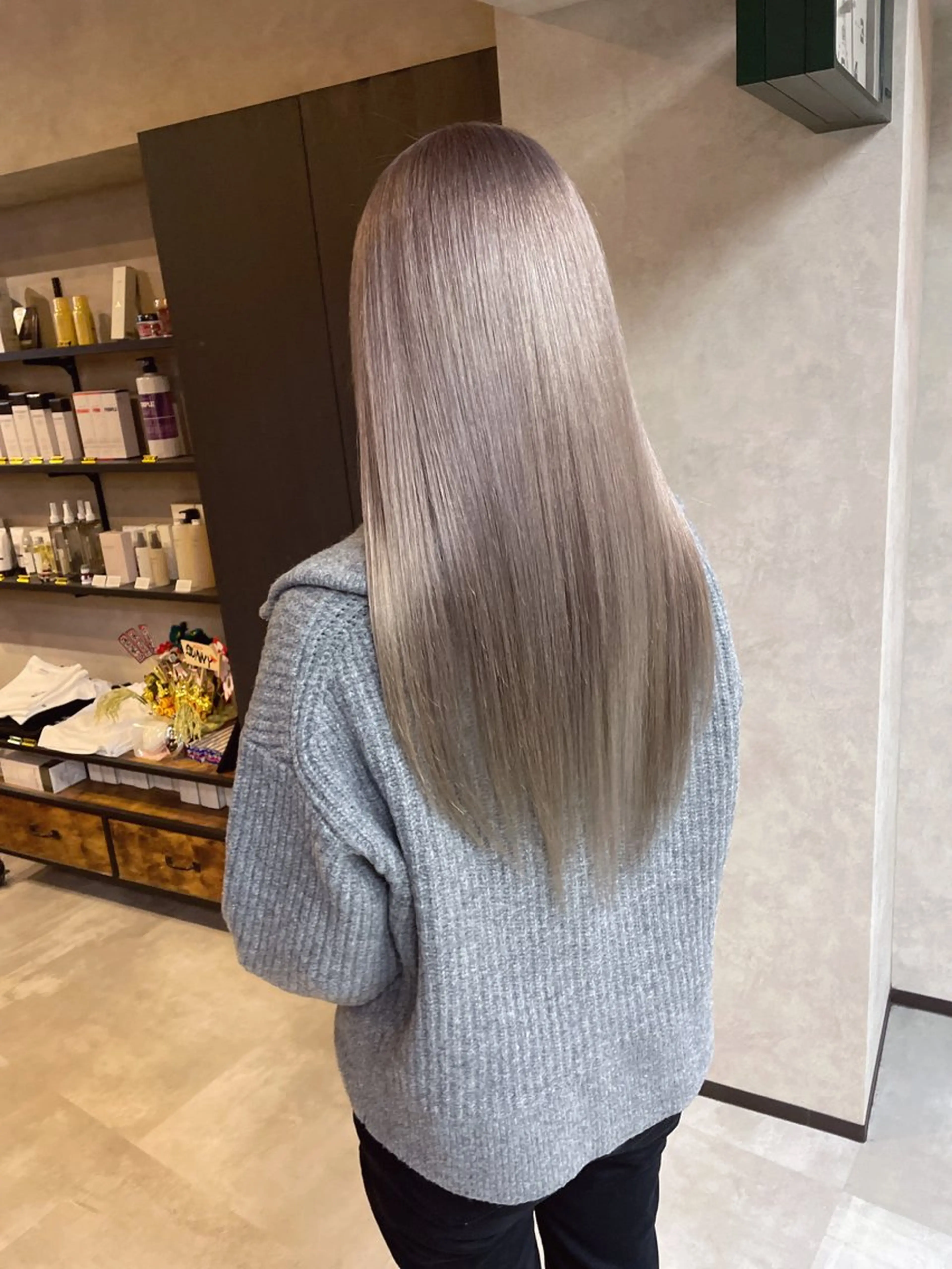 ロング カラー ブリーチ ケアブリーチ etora 目黒のヘアスタイル