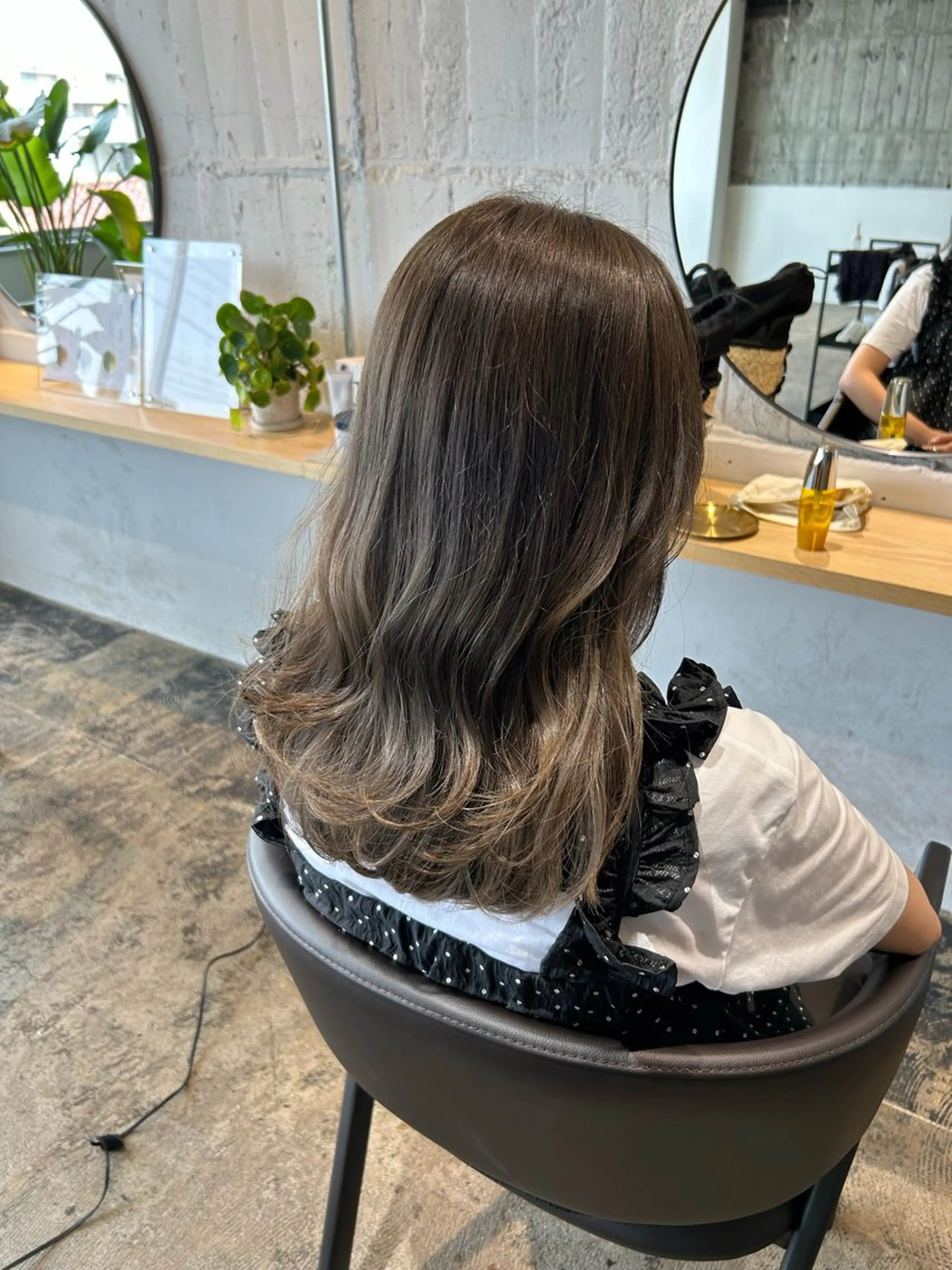 セミロング カラー ベージュカラー トップスタイリスト 💙藤原 純のヘアスタイル