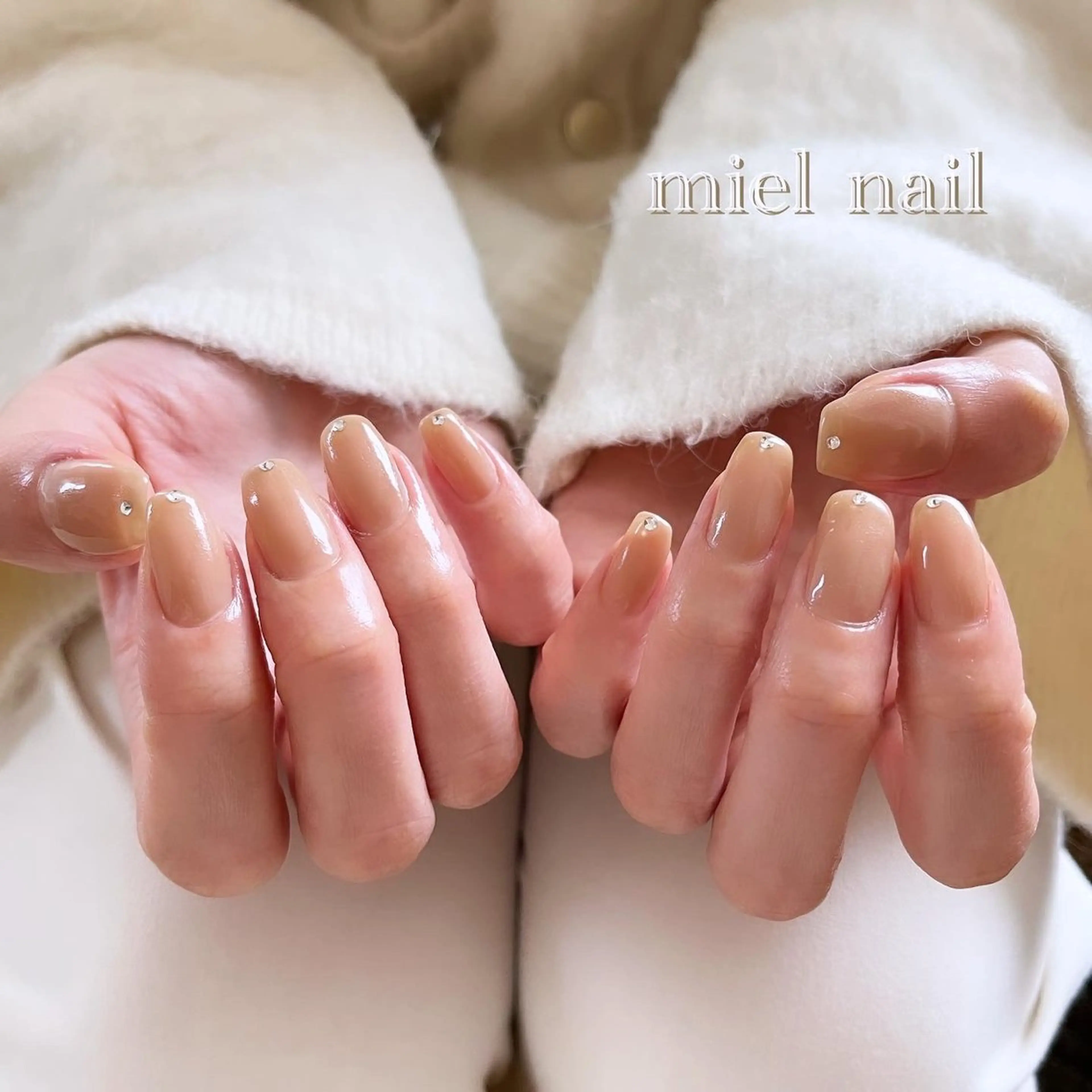 ネイル クリアネイル シンプルネイル ストーンネイル 冬ネイル ハンドネイル miel nailのネイルデザイン
