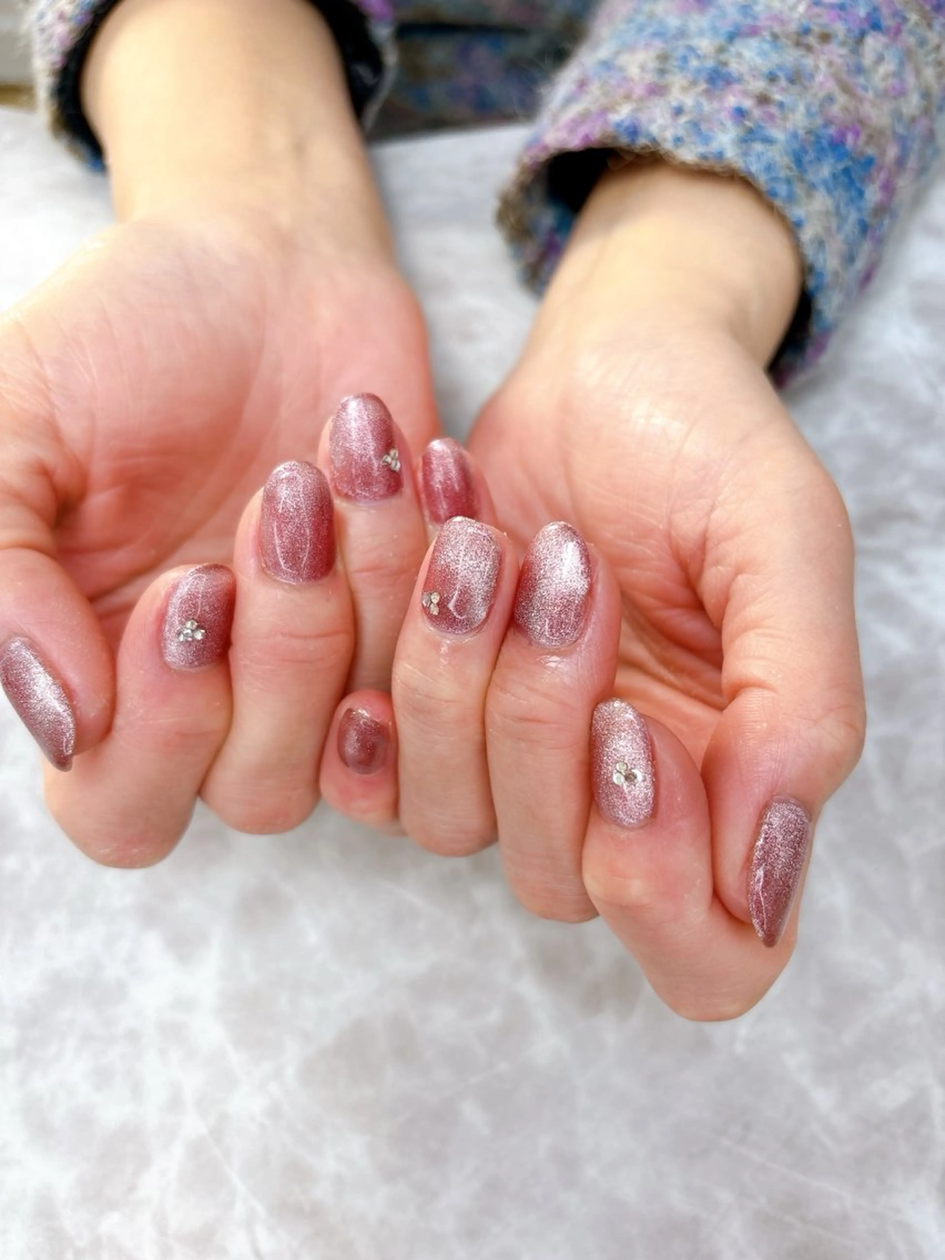 ネイル マグネットネイル シンプルネイル ストーンネイル ハンドネイル ハンドケア ジェシー ネイルのネイルデザイン