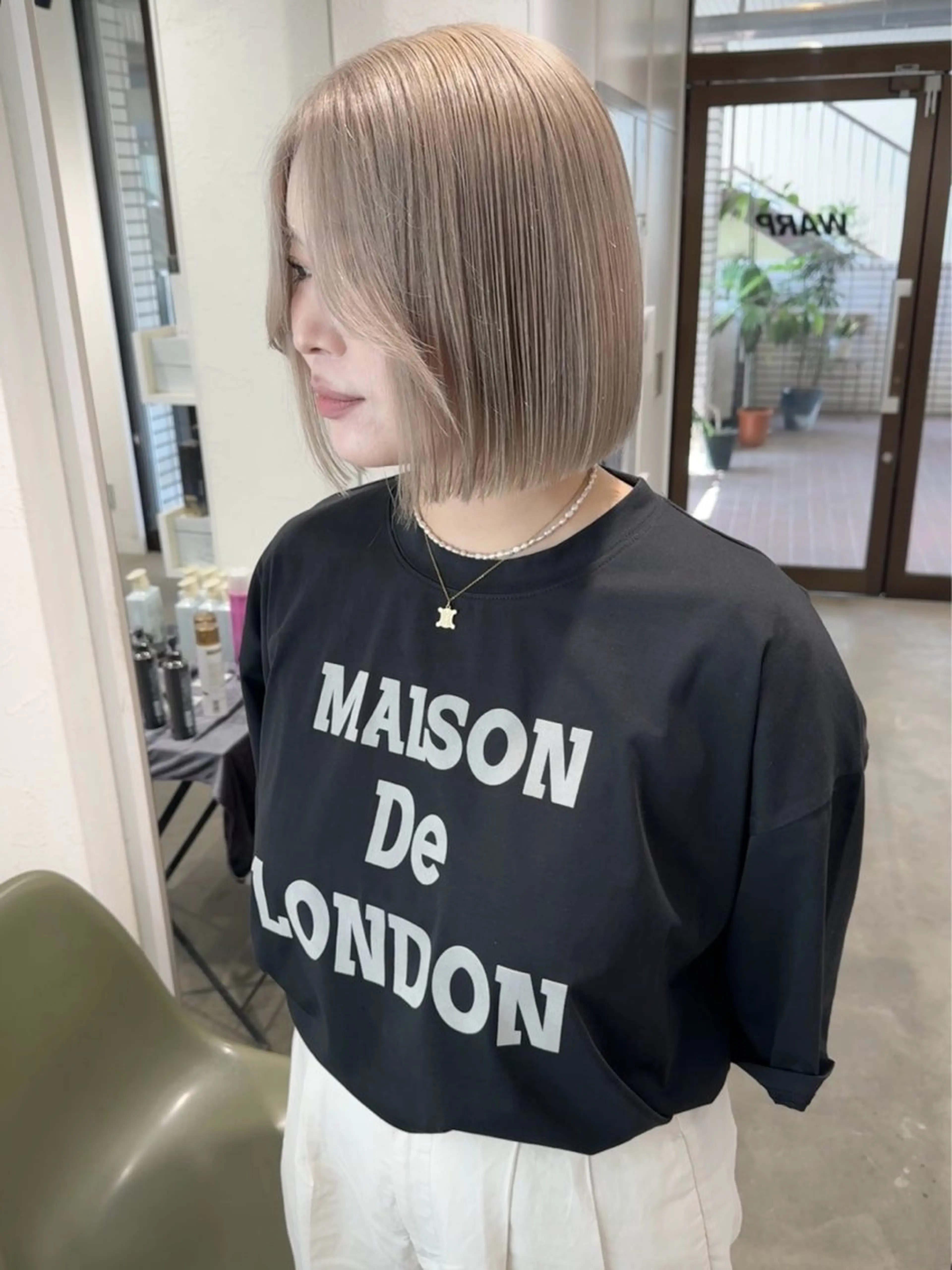 カラー ヘアカラー ハイトーン/レイヤー /艶カラー🎀のヘアスタイル