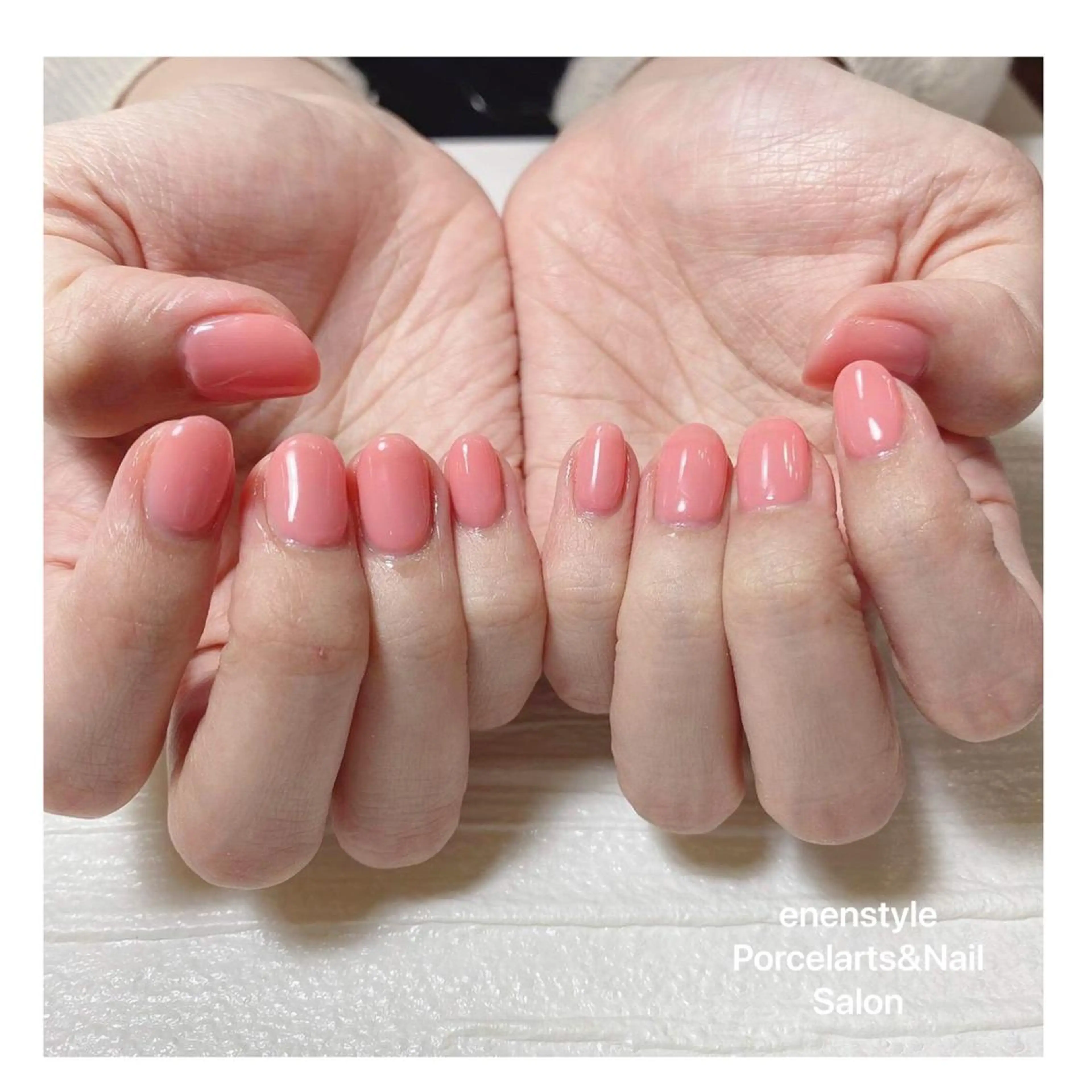 ショート ネイル 👑enen style👑のネイルデザイン