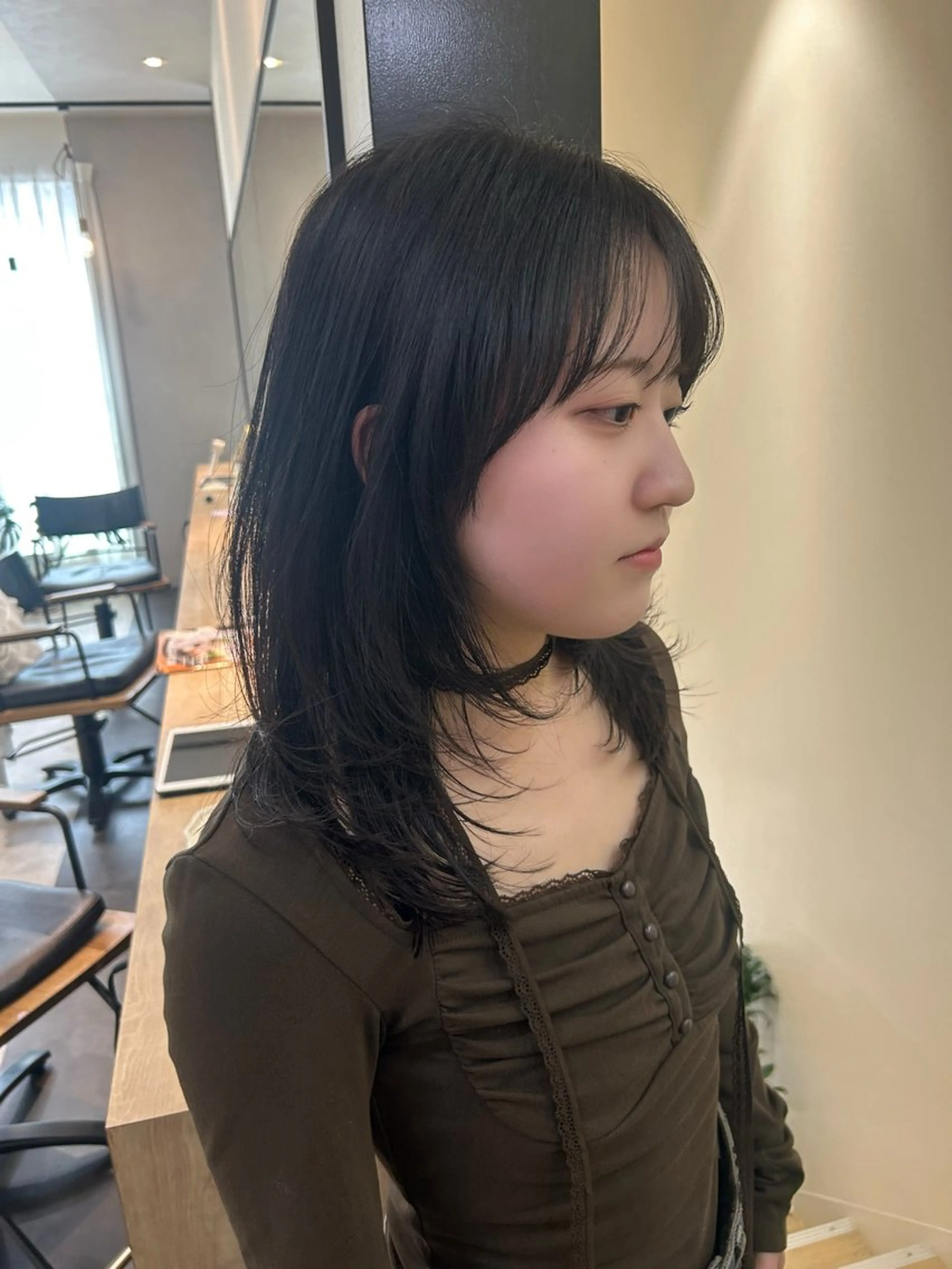 セミロング レイヤーカット カット トリートメント hub hair レイヤー/透明感のヘアスタイル