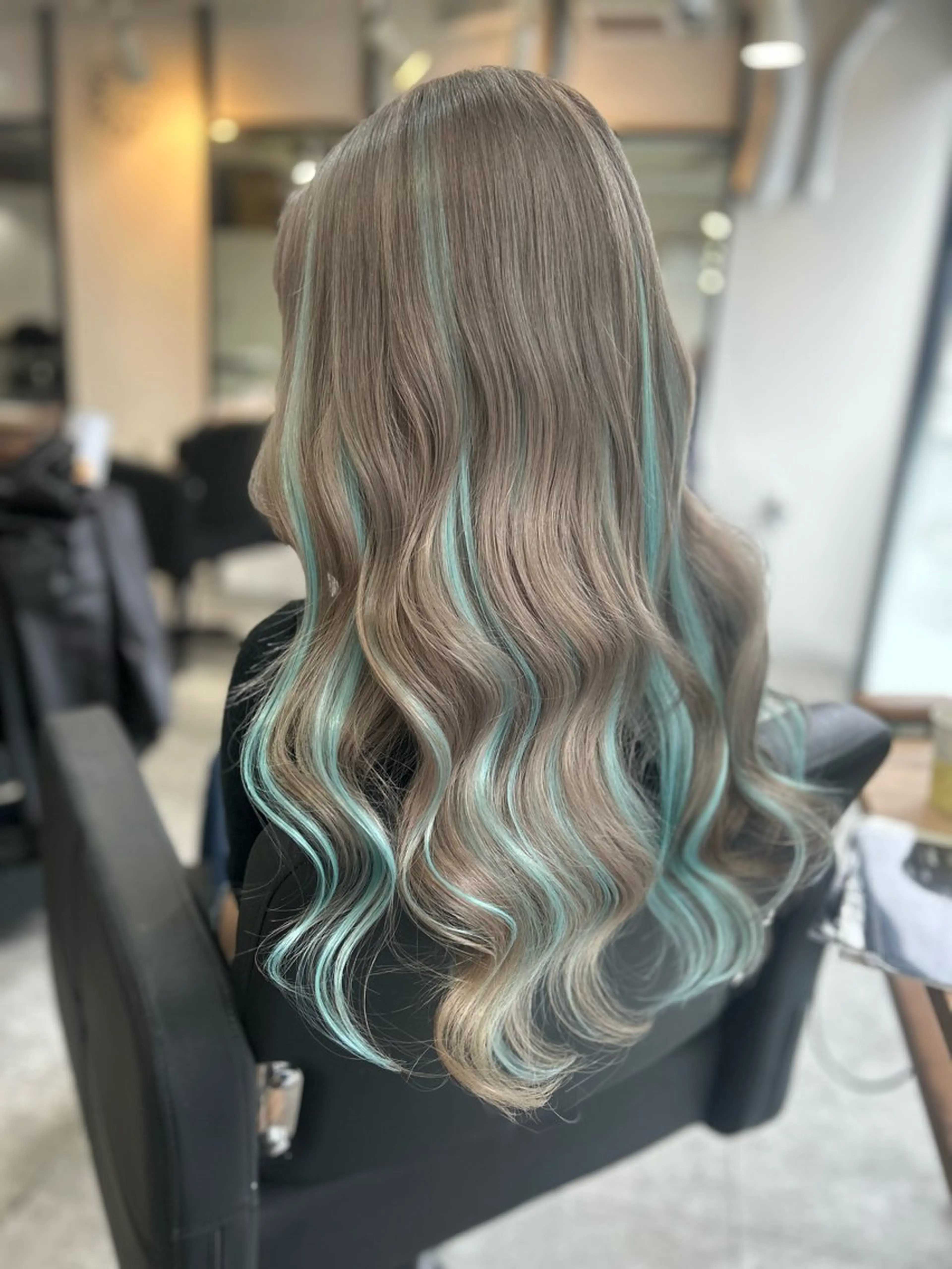 【初めてのエクステにオススメ💫】ゴールドランク人毛100%シールエクステ60本 エクステカット無料！✨の写真