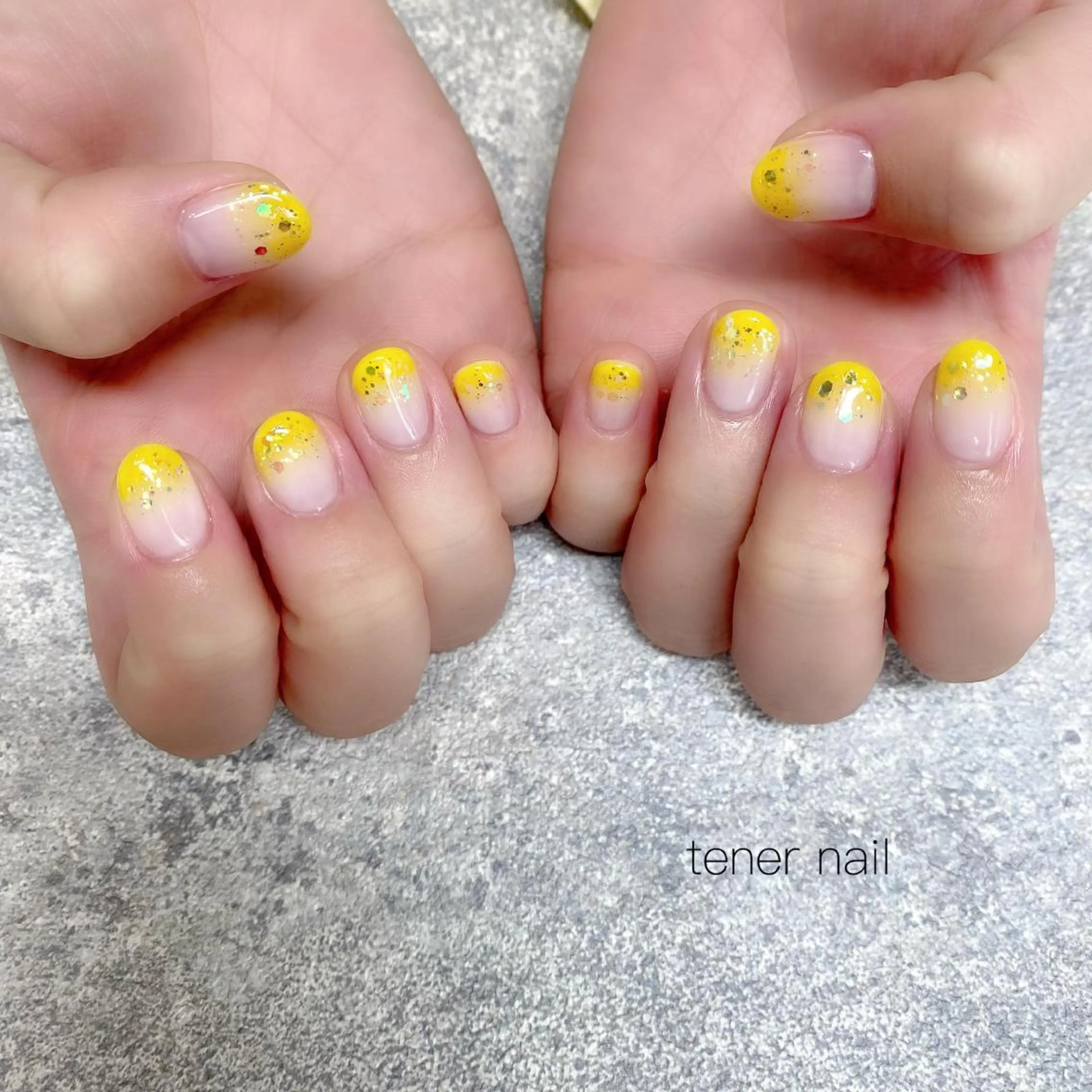 ネイル グラデーション テネルネイル tener nailのネイルデザイン