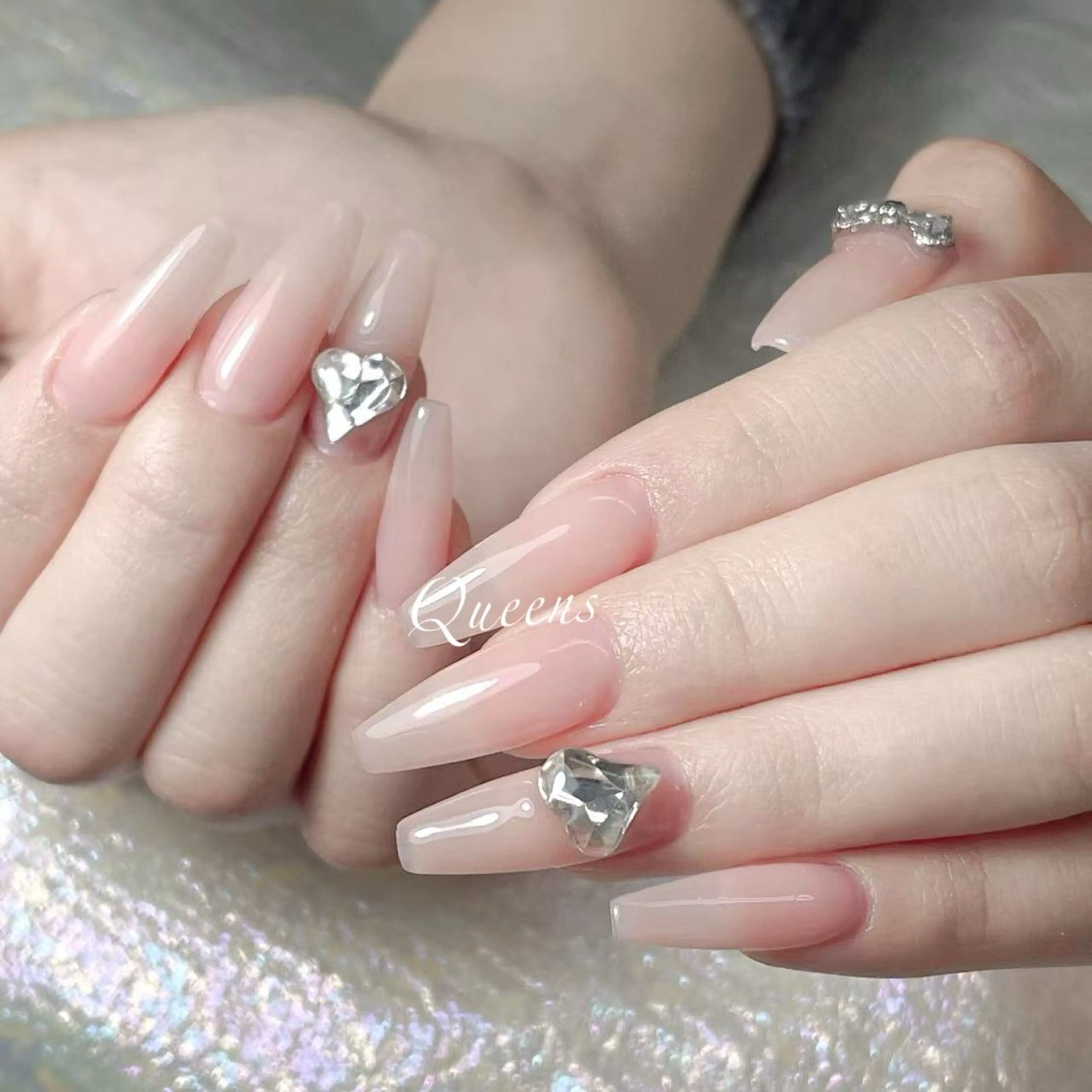 ネイル ハンドネイル Queens マオのネイルデザイン