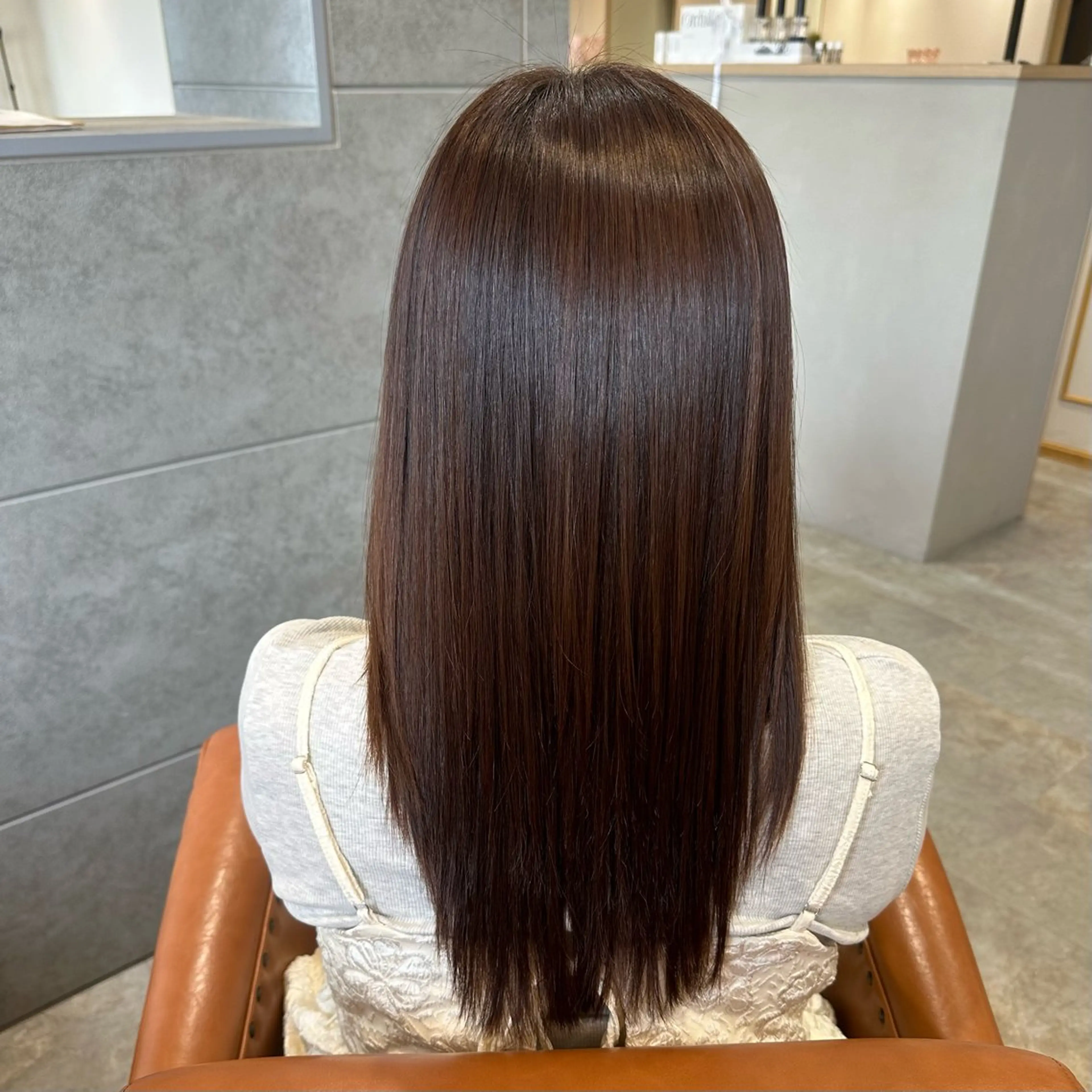 セミロング 縮毛矯正 トリートメント 矢澤涼夏 🎀ツヤ髪のヘアスタイル