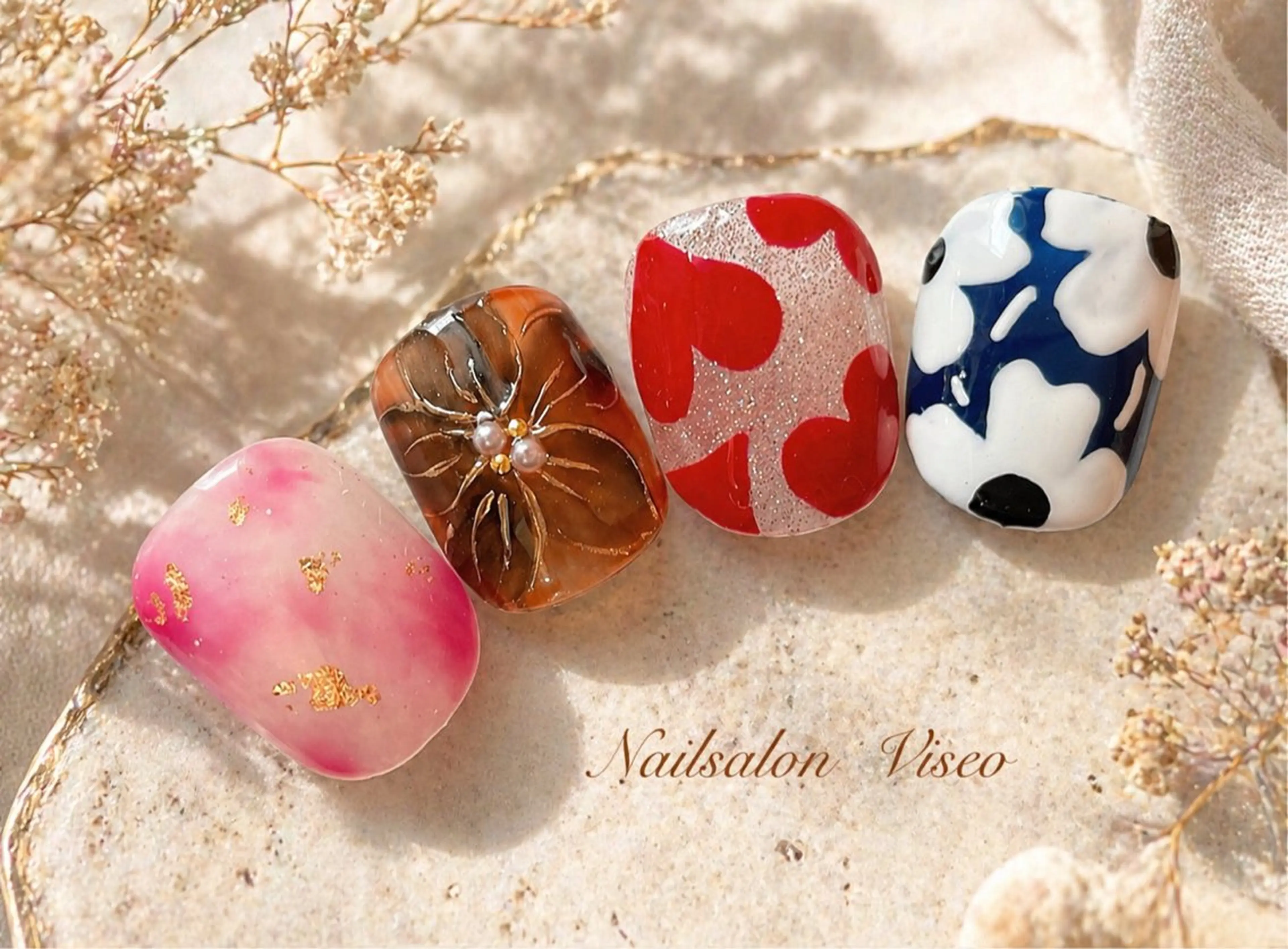 🌼(オフ込み)FOOT親指アート2本/ワンカラーの写真