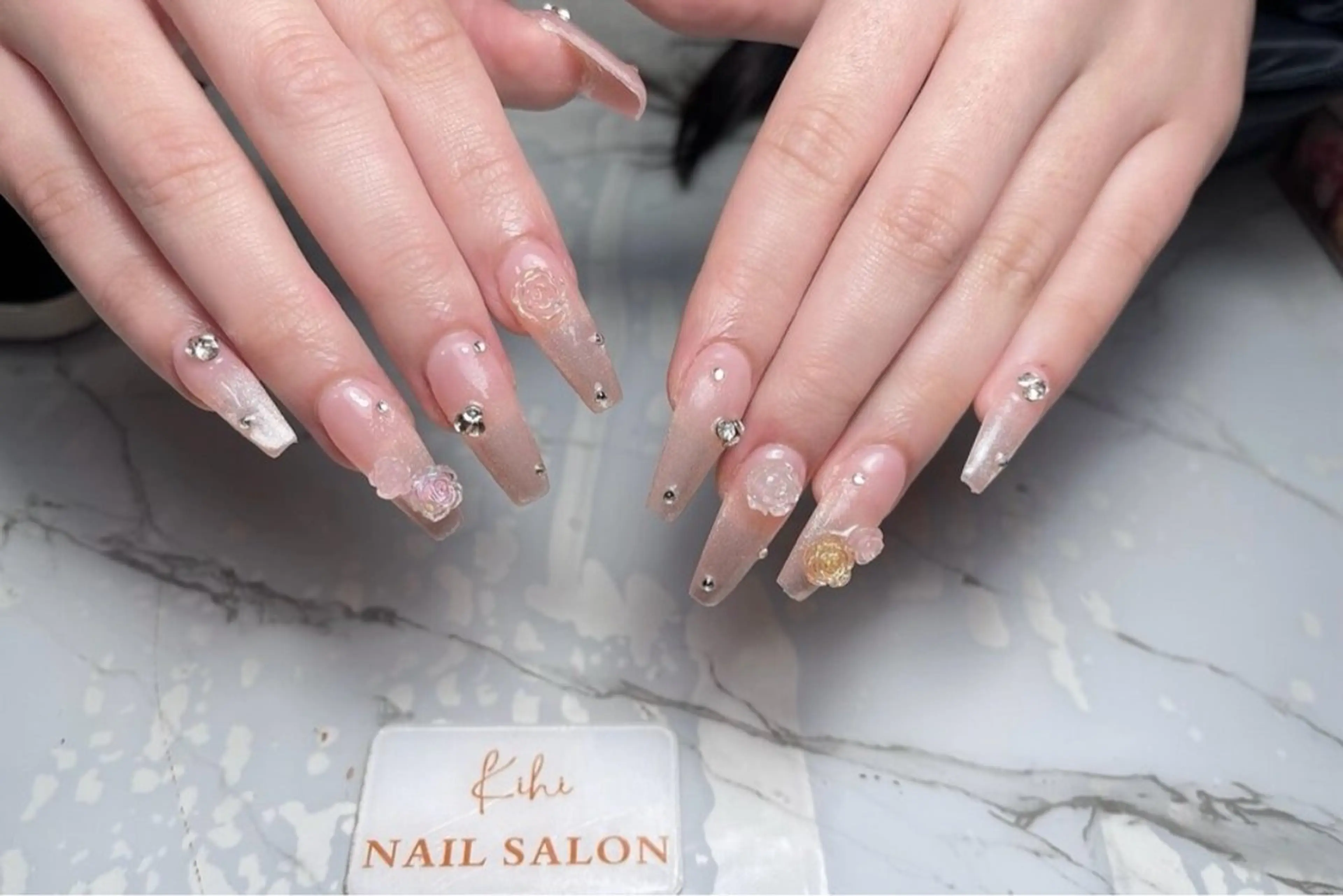 ネイル 林 Yunaのネイルデザイン