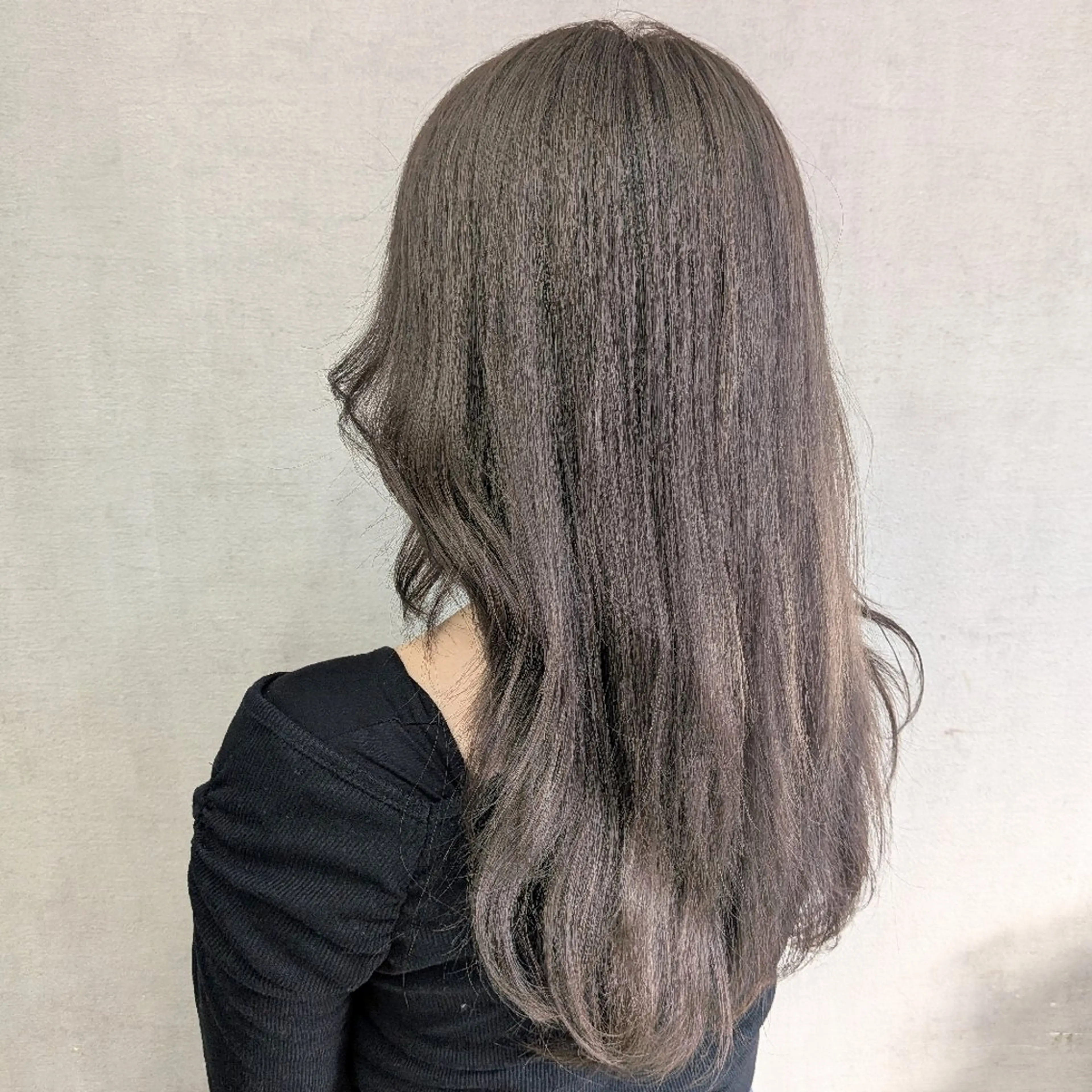 ロング カラー 小林 梨香のヘアスタイル