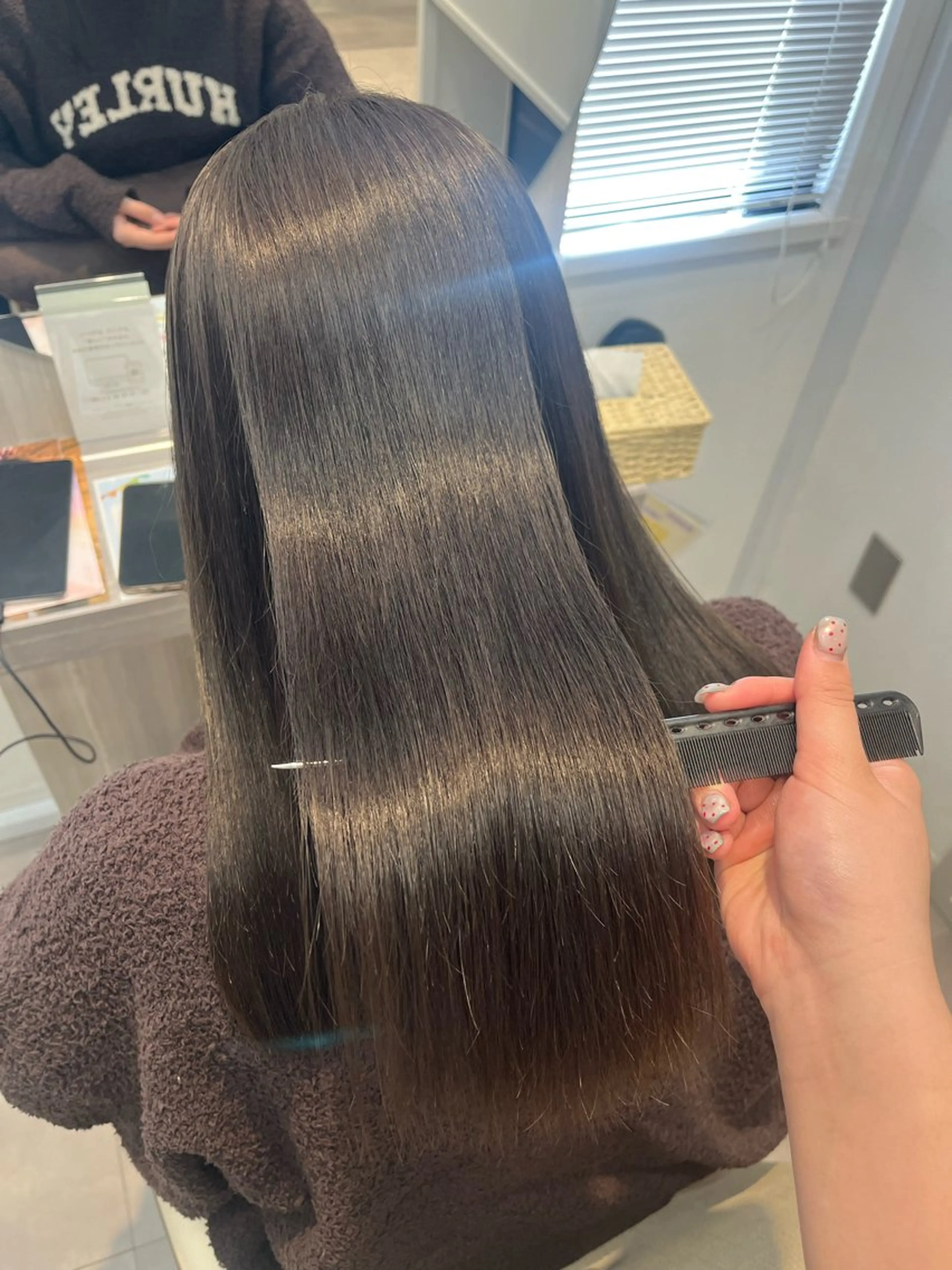 セミロング カラー みう/仙台/暖色/ 艶髪/顔周りカット/のヘアスタイル