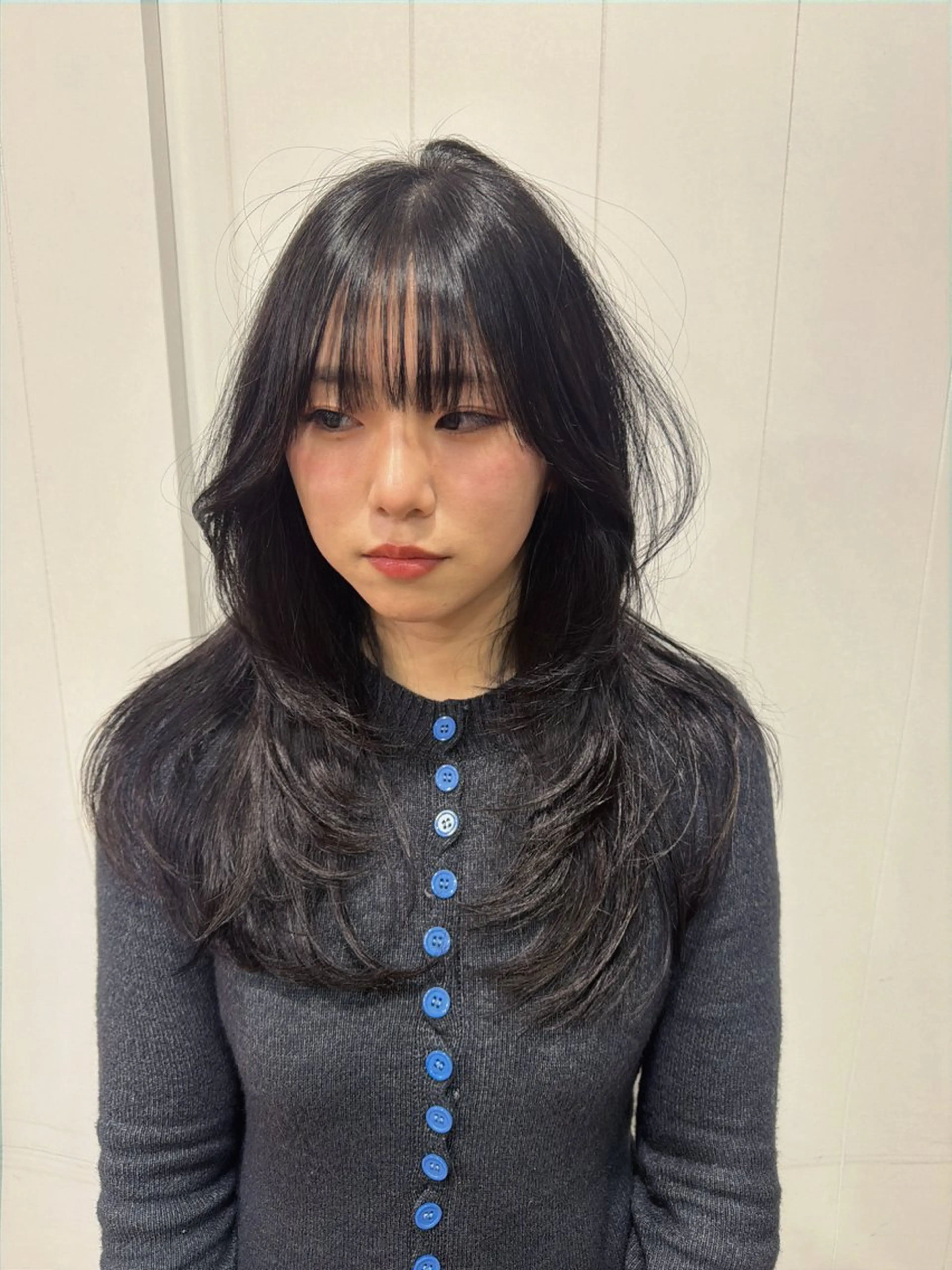 ロング ロングレイヤー レイヤーカット ロング カット｜ハイトーン｜ Suzukaのヘアスタイル