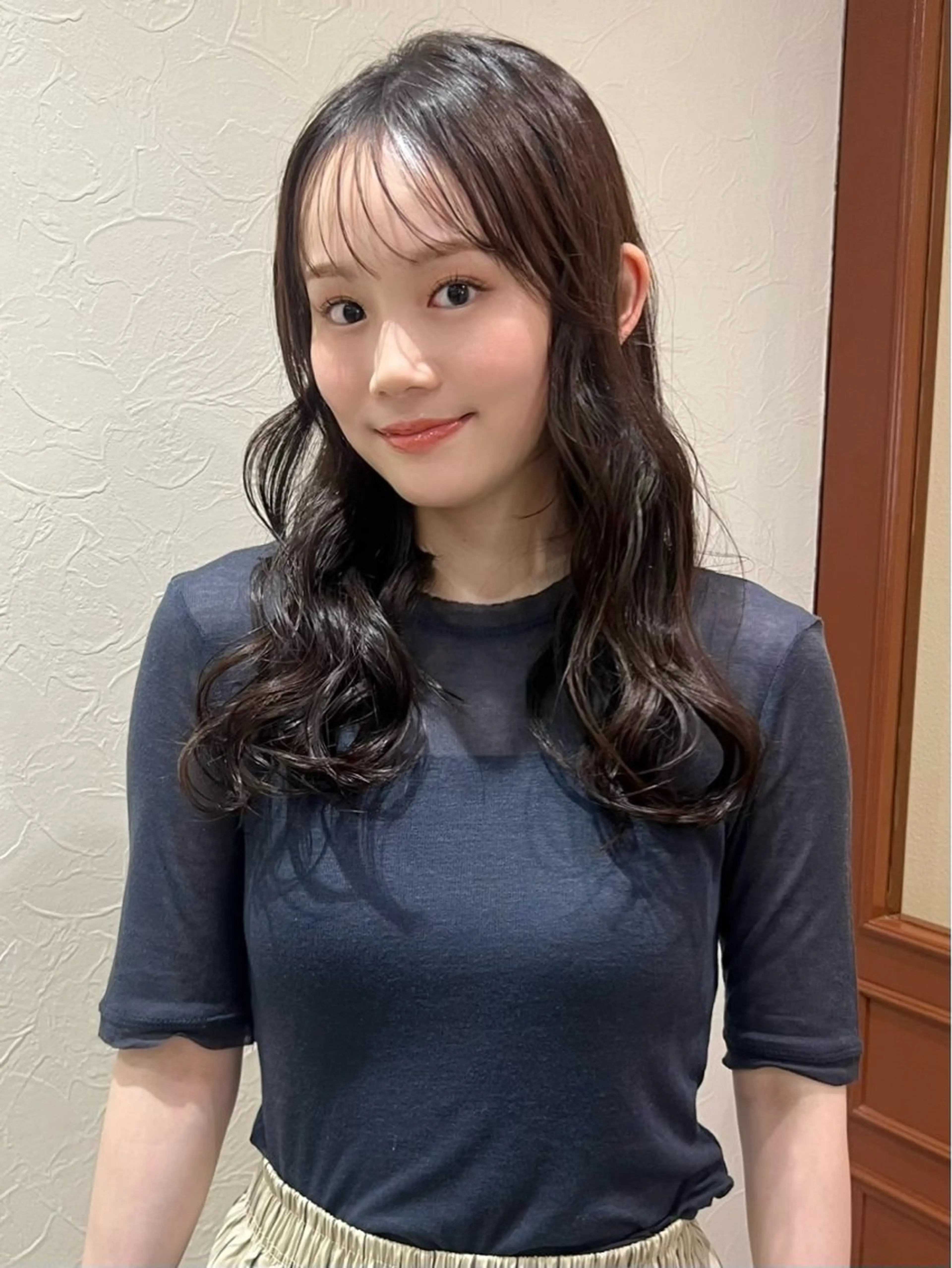ロング カラー ロングレイヤー アッシュ アッシュグレー アッシュグレージュ グレージュ Kasumi /伏見 /髪質改善/ロングのヘアスタイル