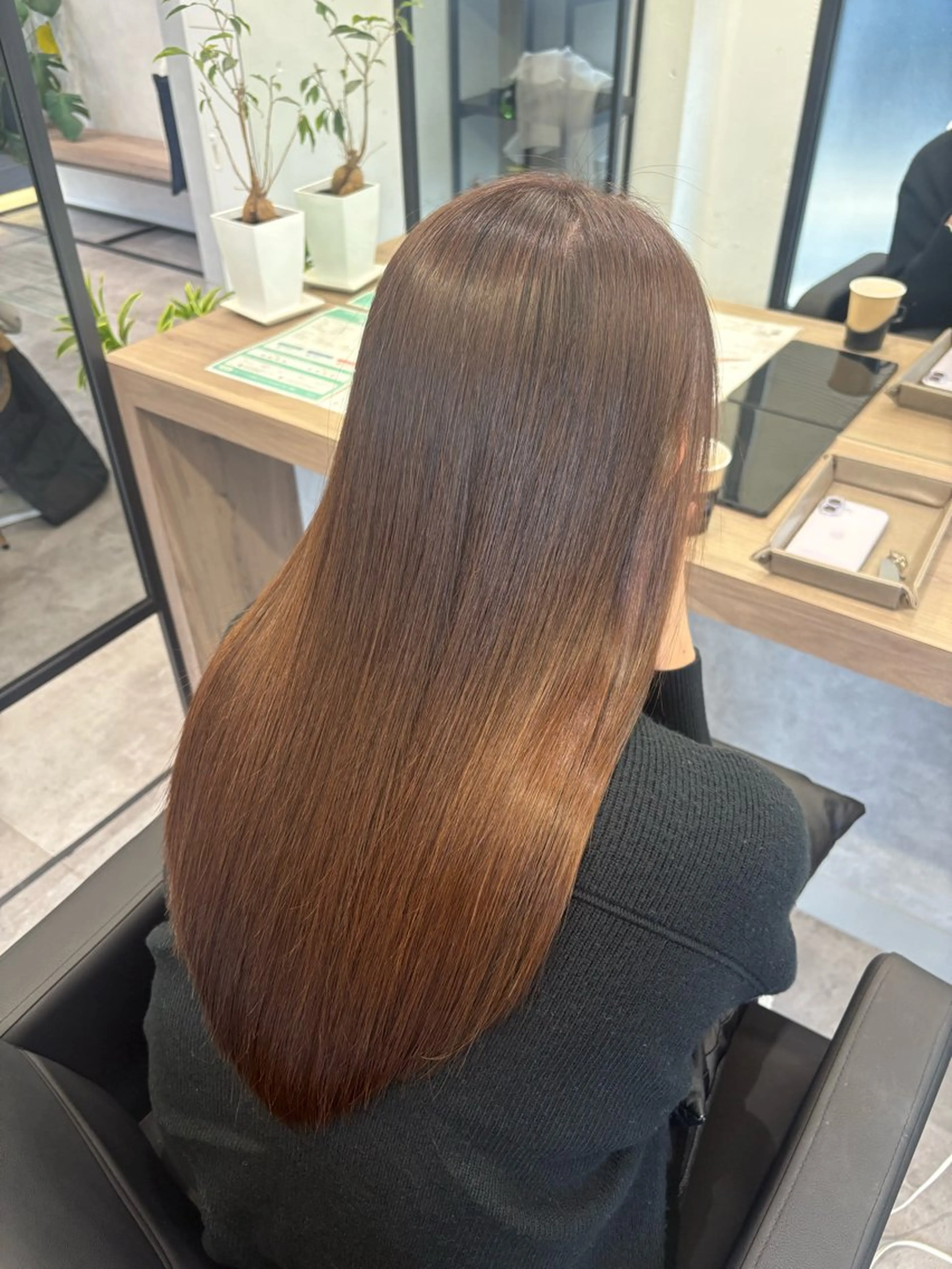 ロング カット トリートメント COCO .のヘアスタイル
