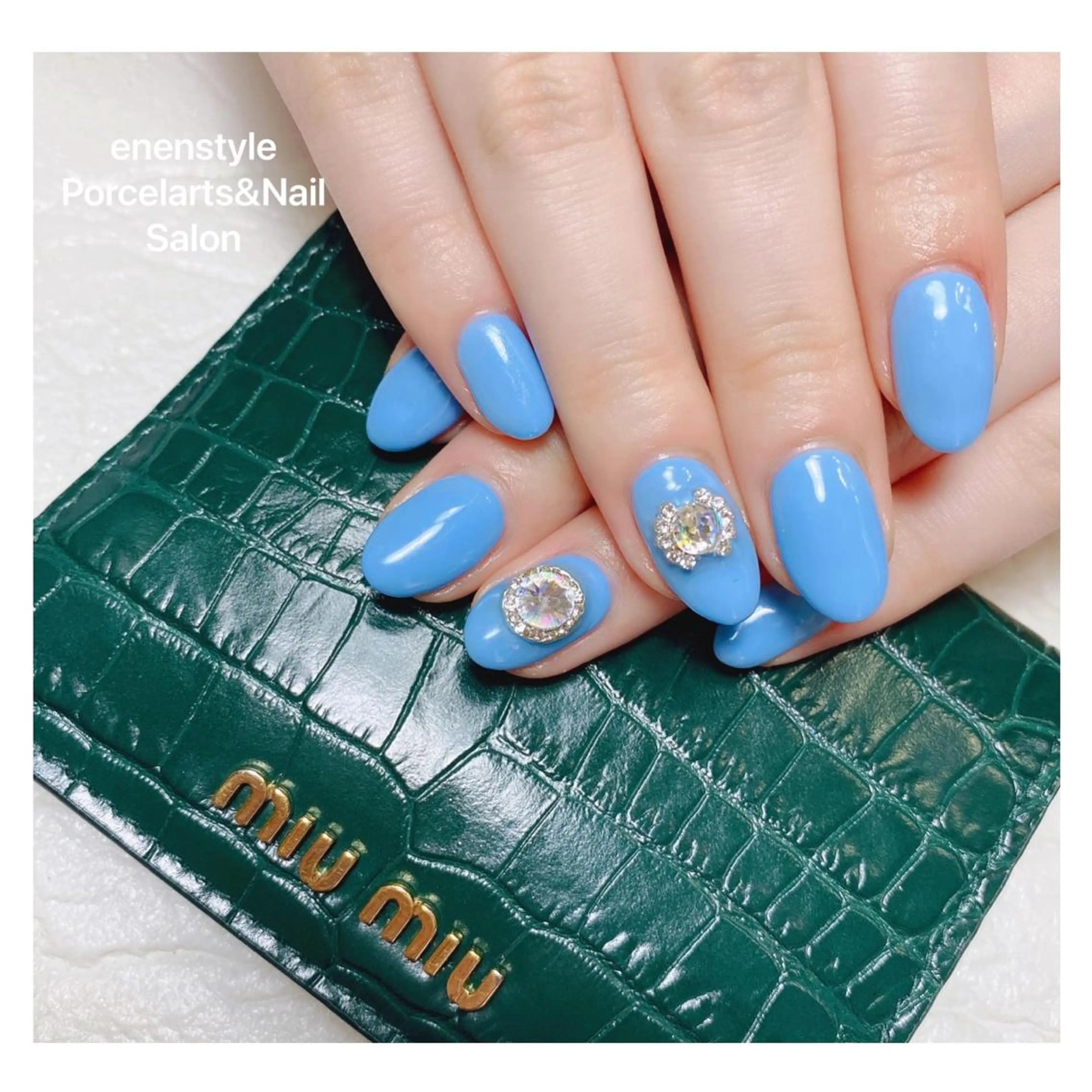 ミディアム ネイル 👑enen style👑のネイルデザイン